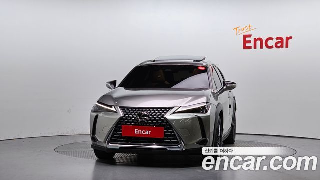 Лексус UX300h 2026 — миниатюра 3