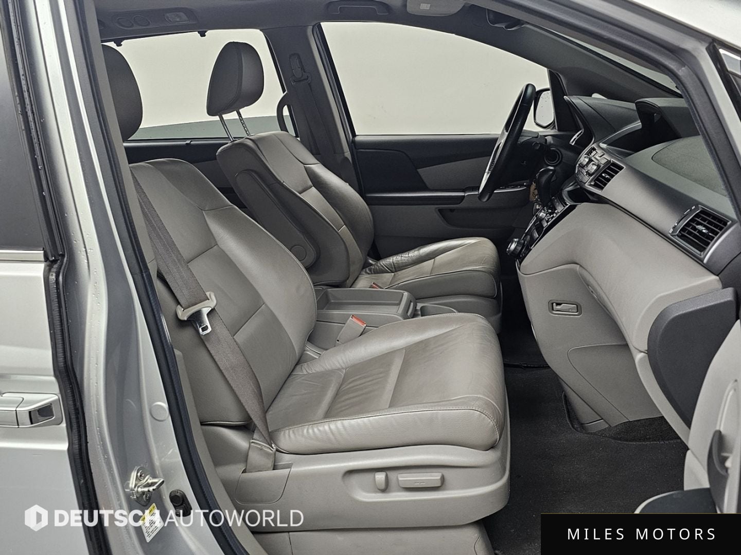 Honda Odyssey 2012 — миниатюра 10