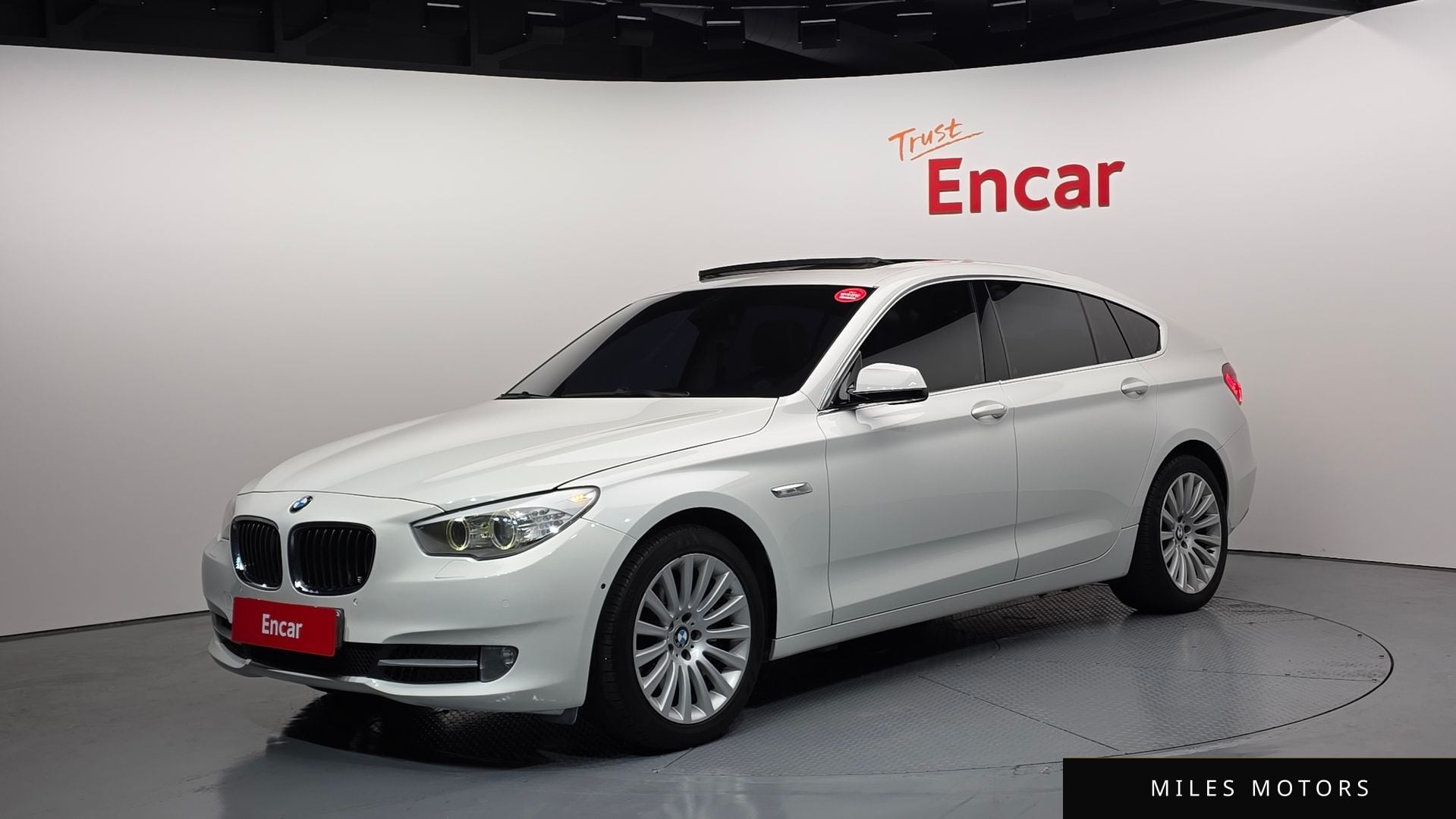 BMW 5 Series GT (F07) 2013 — фото 1 из 12