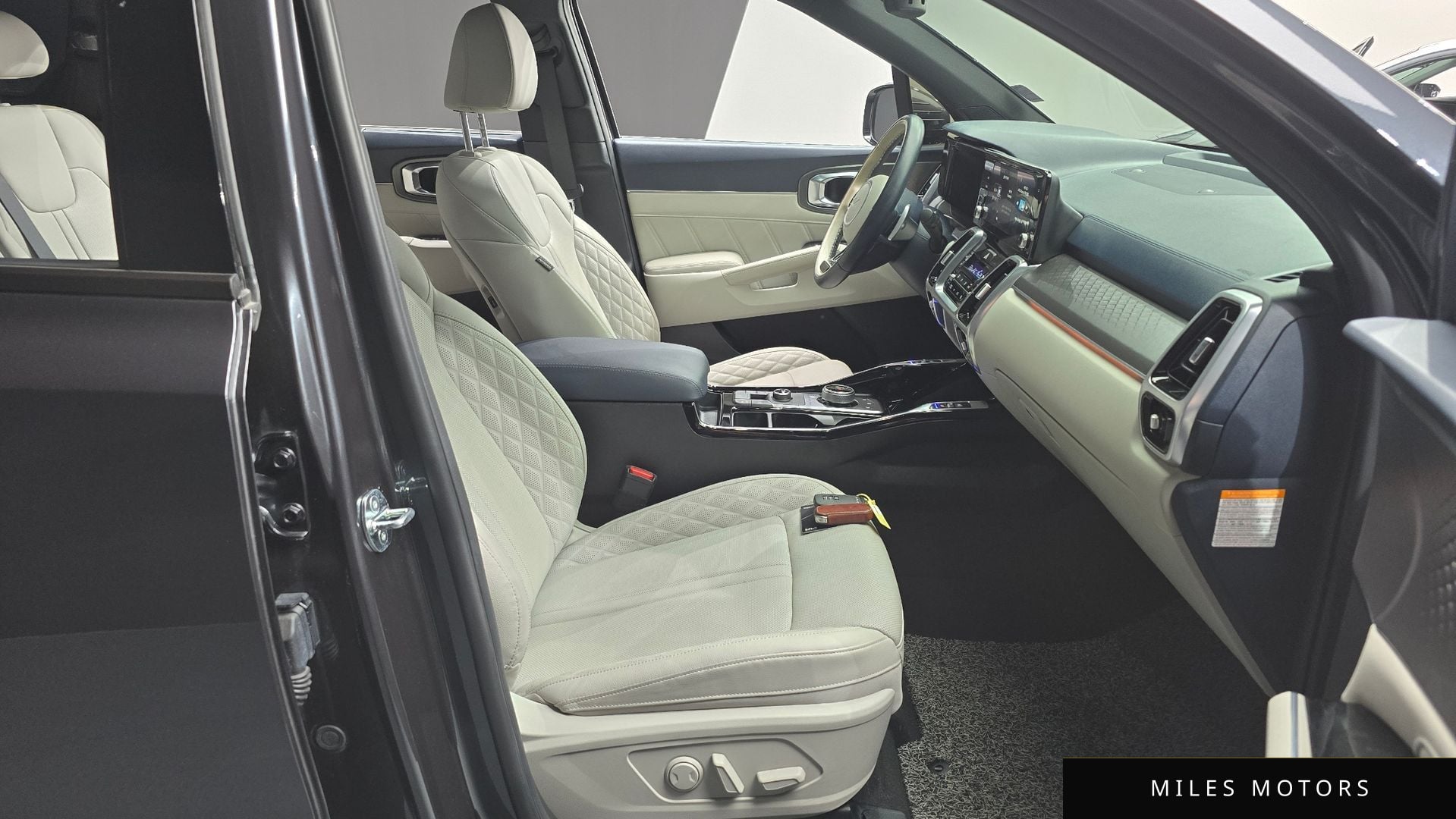 Kia 쏘렌토 2023 — миниатюра 10