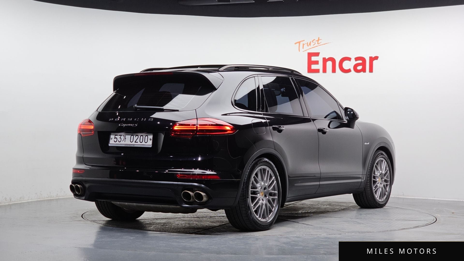 Porsche Cayenne 2015 — миниатюра 2