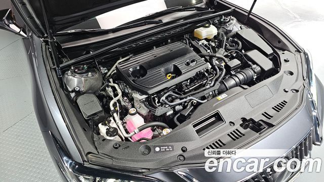 Лексус ES300h 2023 — миниатюра 6
