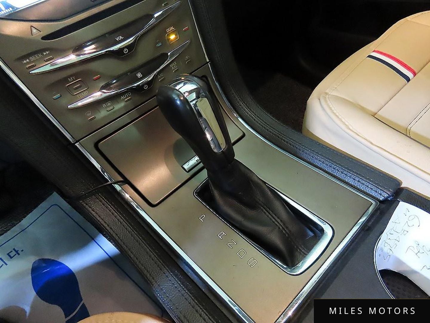 Lincoln MKX 2013 — миниатюра 12