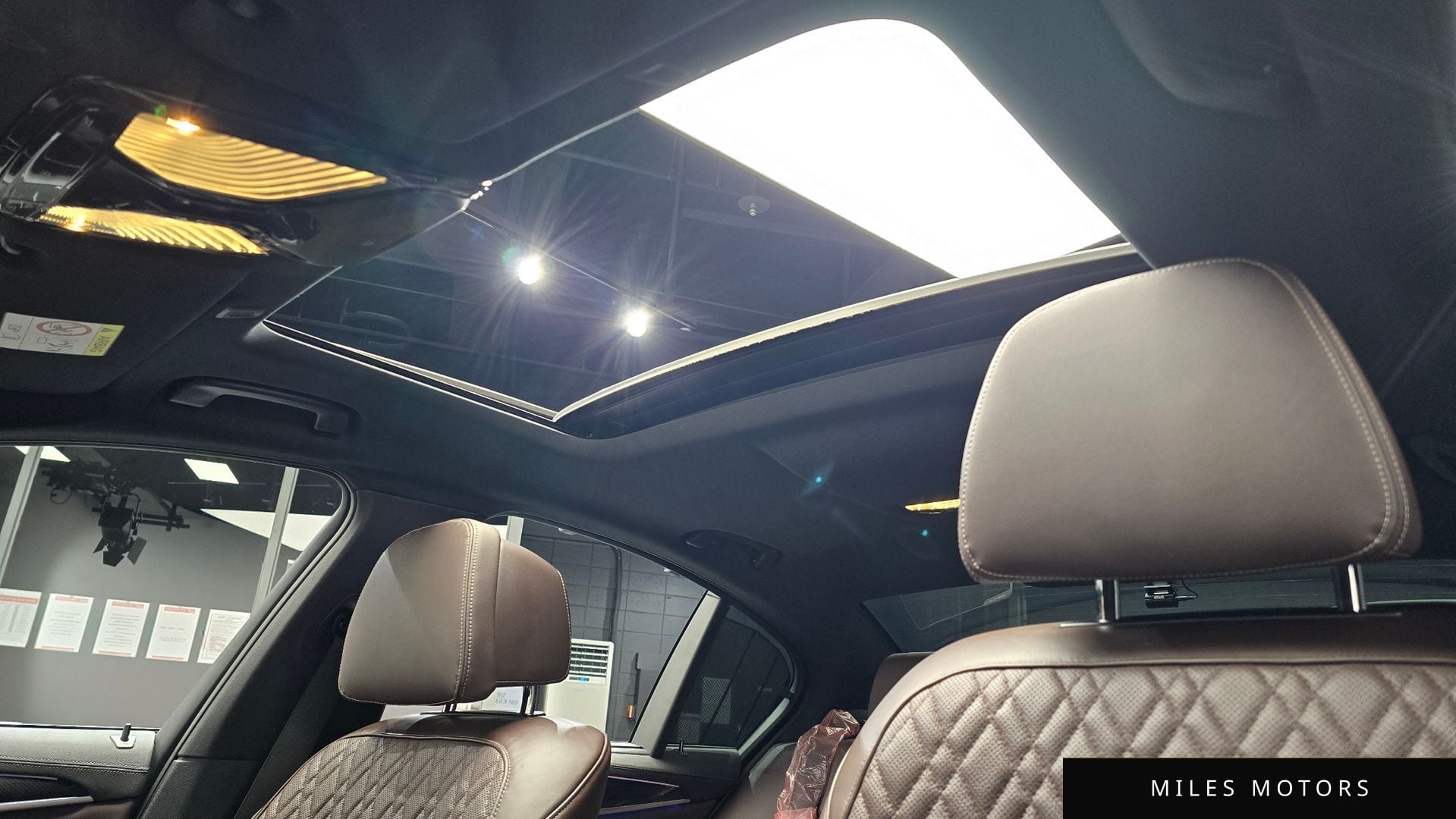 BMW 5 Series (G30) 2023 — миниатюра 19