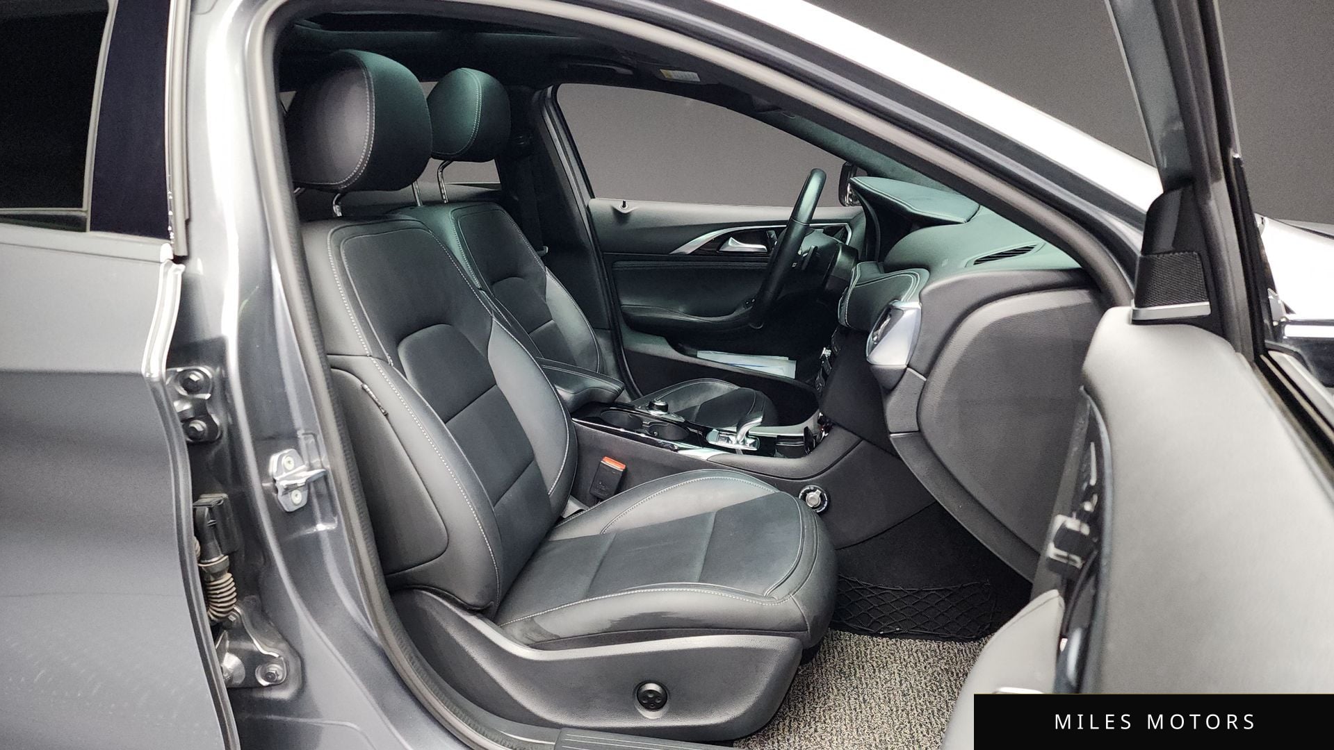 Infiniti QX30 2019 — миниатюра 11