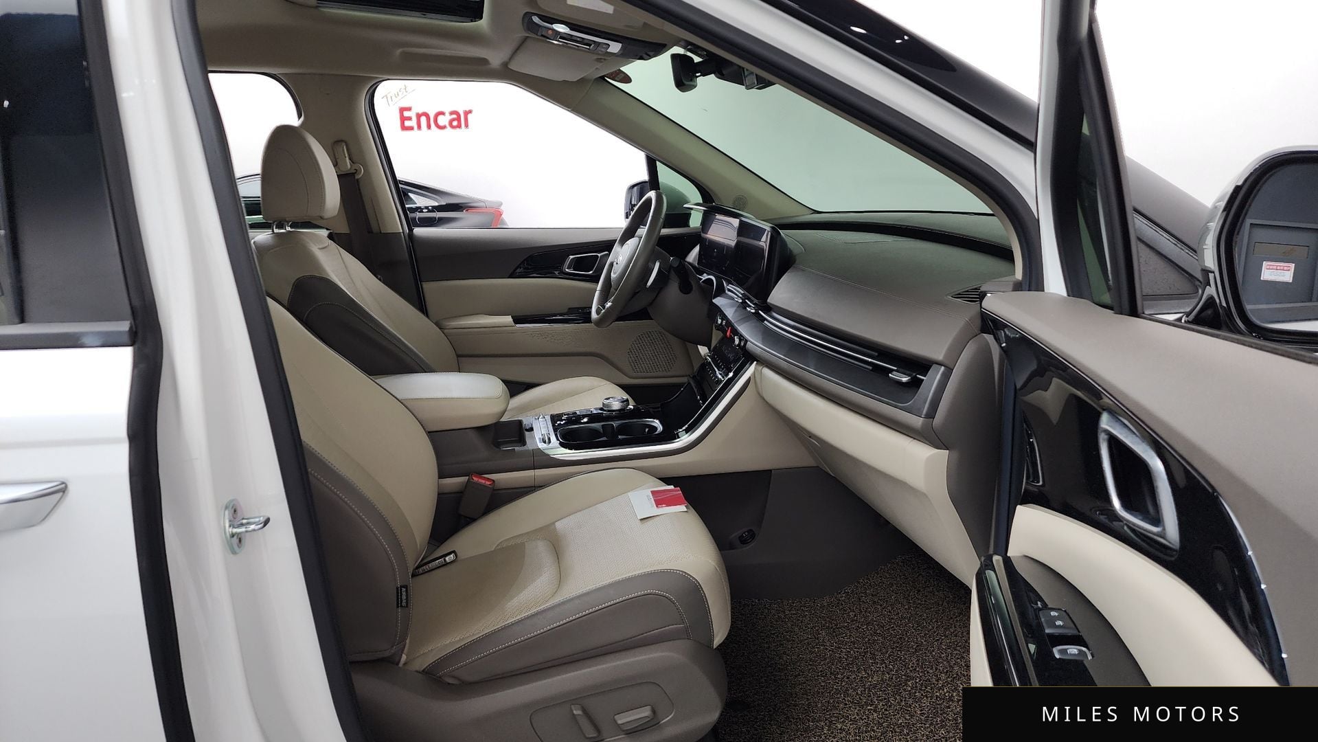 Kia Carnival 2021 — миниатюра 11