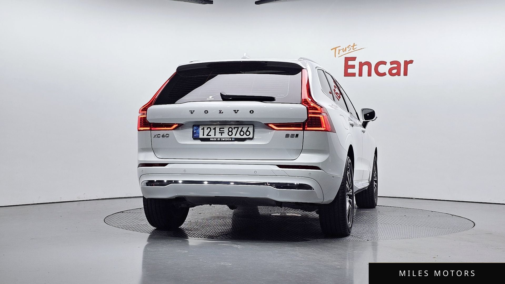 Volvo XC60 2022 — миниатюра 4