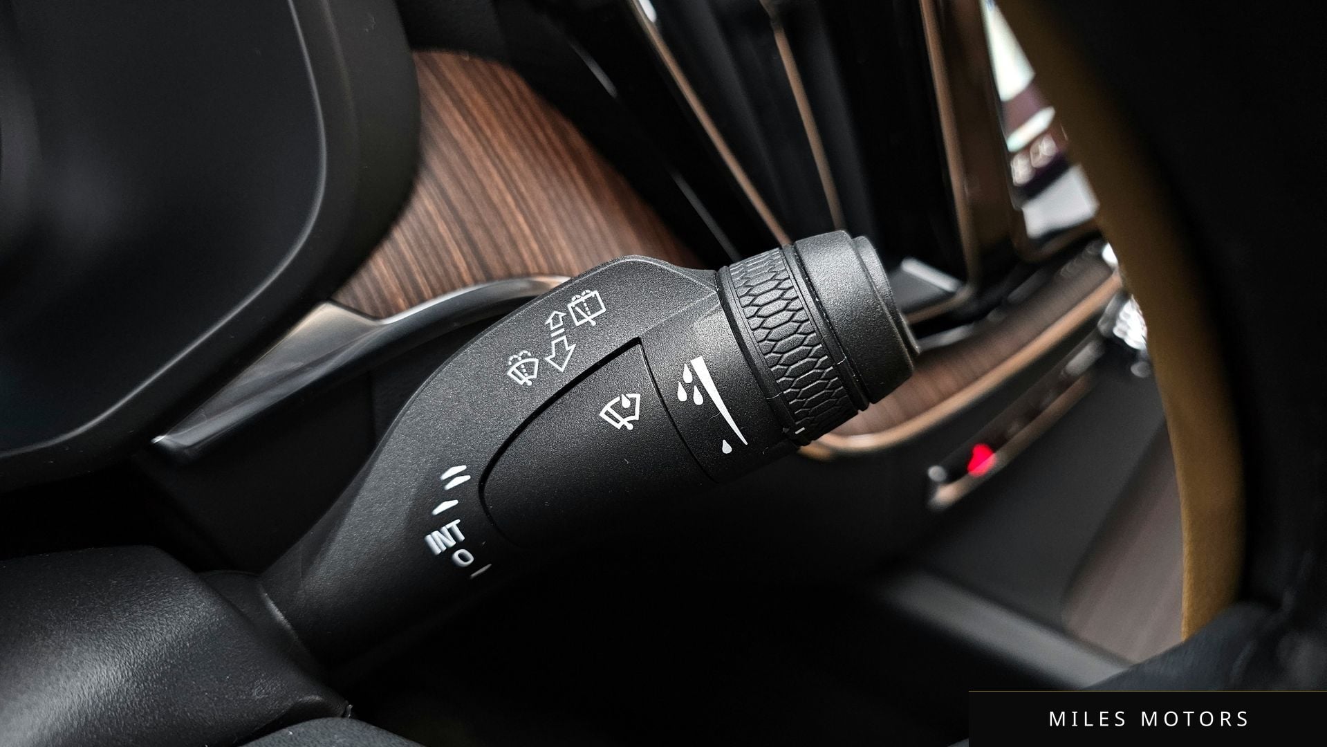 Volvo XC60 2022 — миниатюра 17