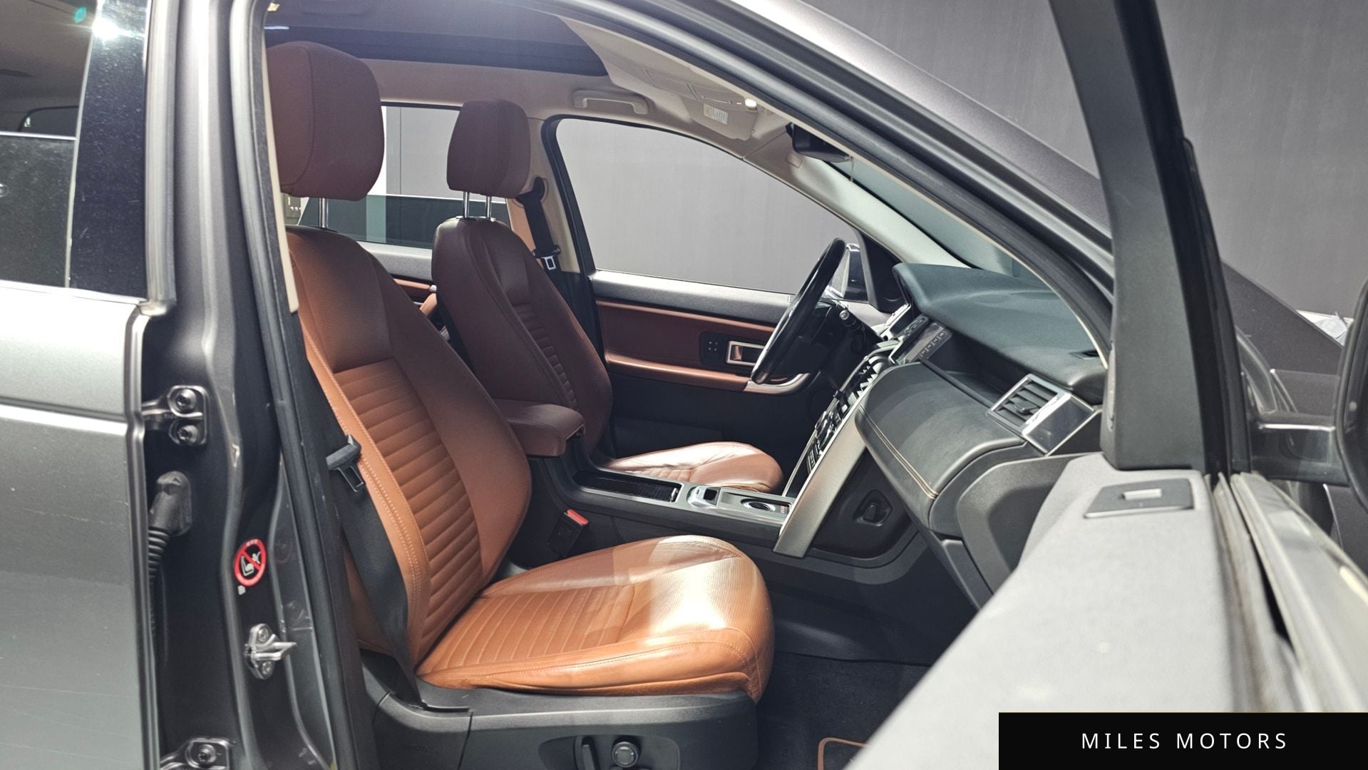 Land Rover Discovery Sport 2016 — миниатюра 11