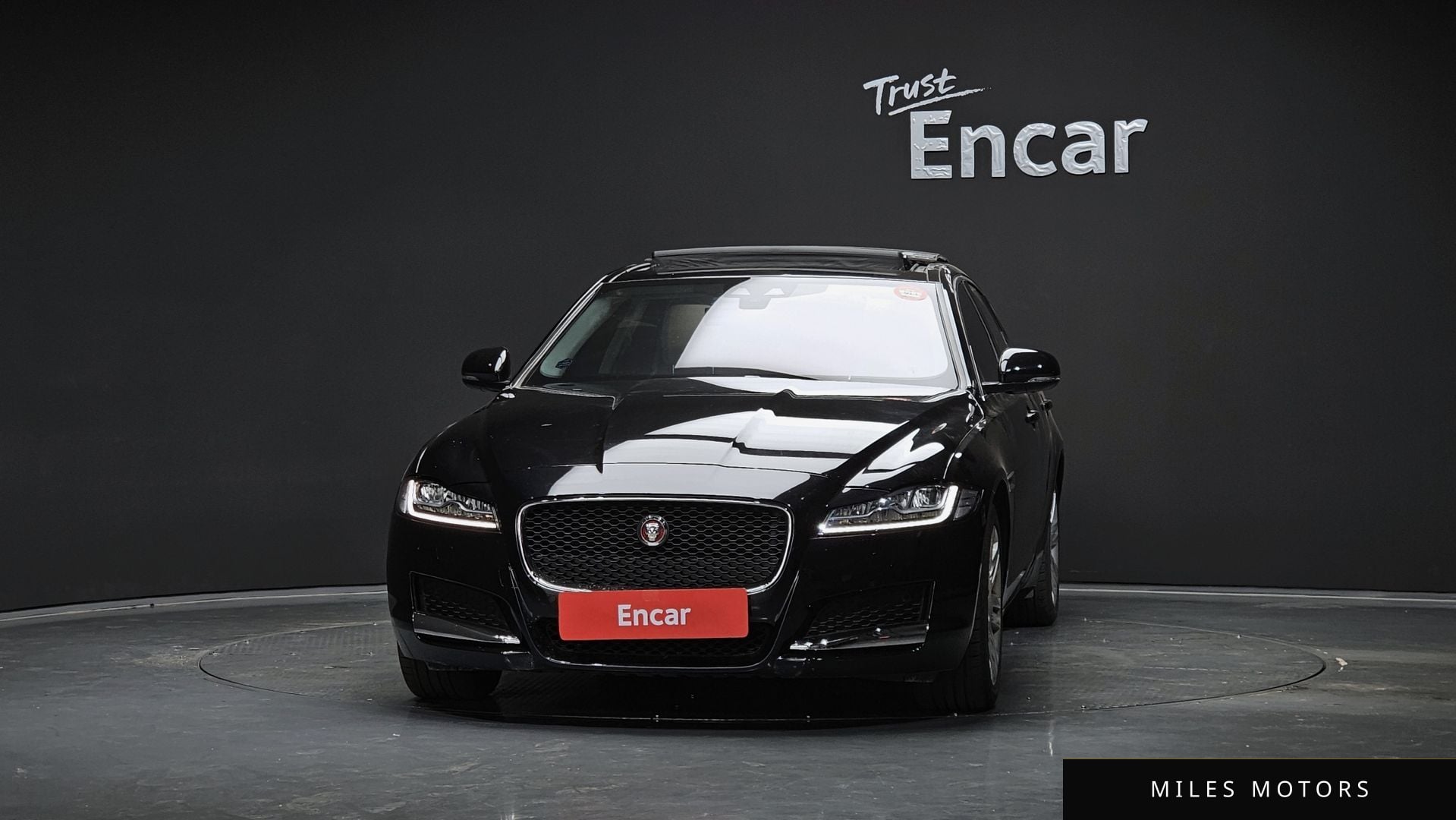 Jaguar XF (X260) 2019 — миниатюра 3
