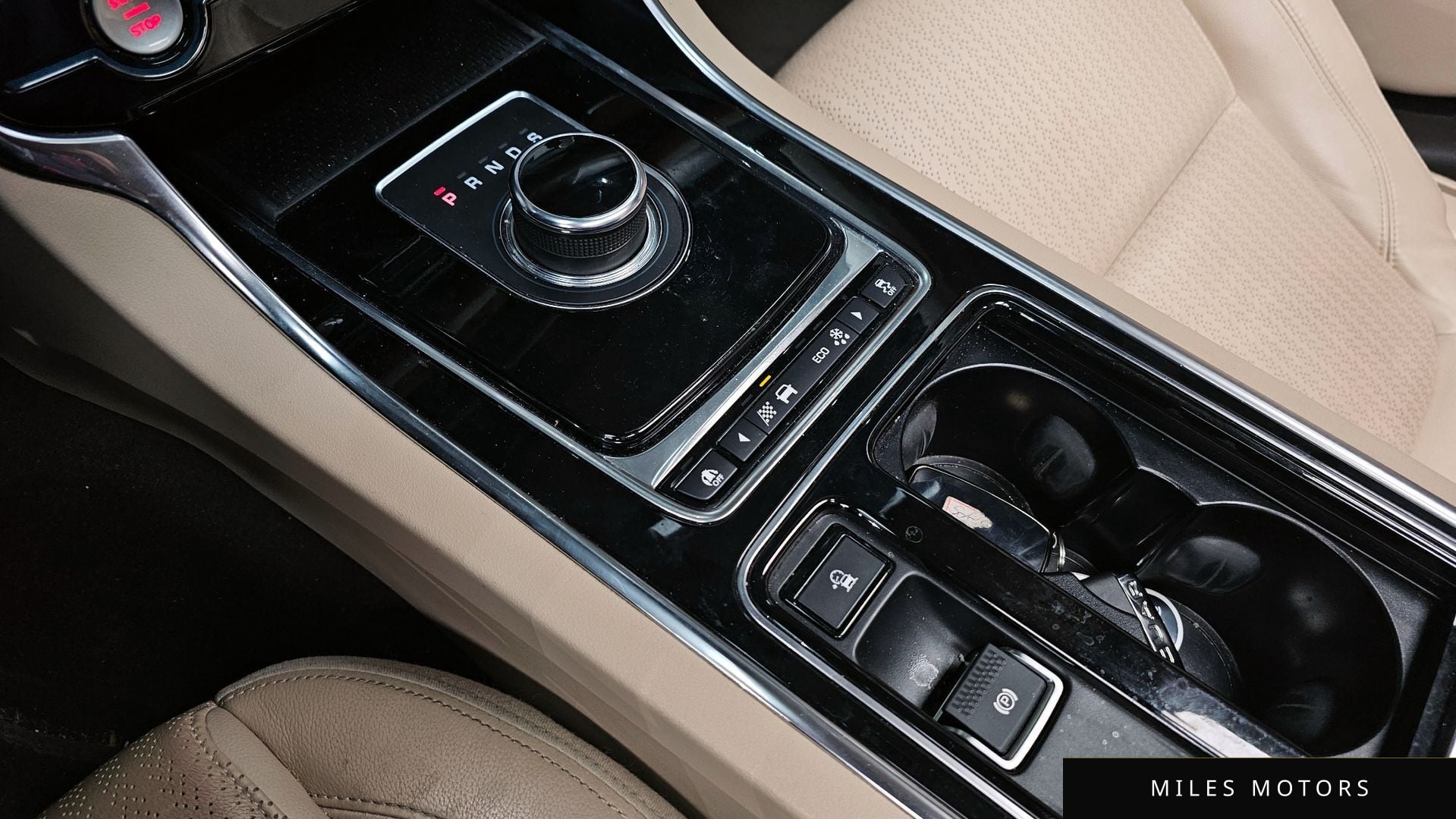 Jaguar XF (X260) 2019 — миниатюра 9
