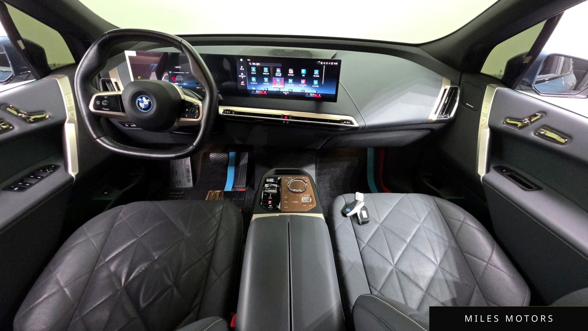 BMW iX 2022 — миниатюра 7