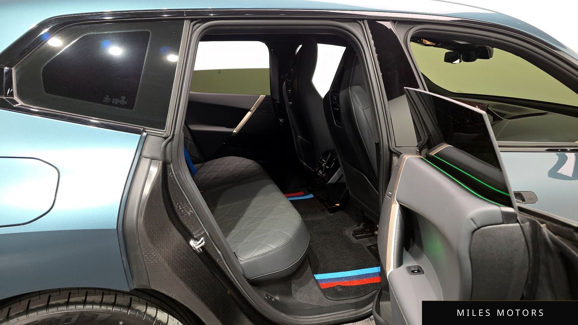 BMW iX 2022 — миниатюра 12
