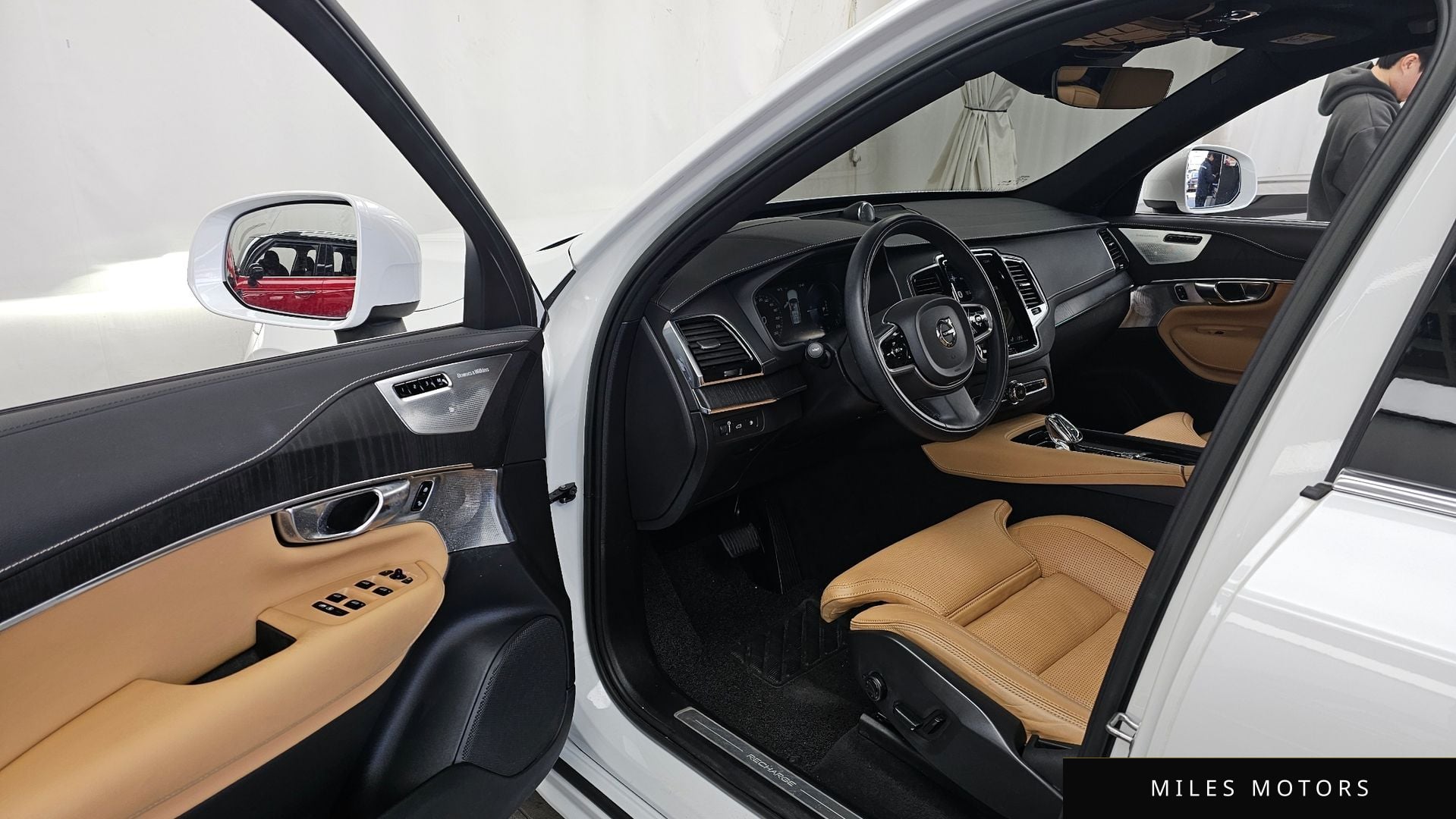 Volvo XC90 2022 — миниатюра 10