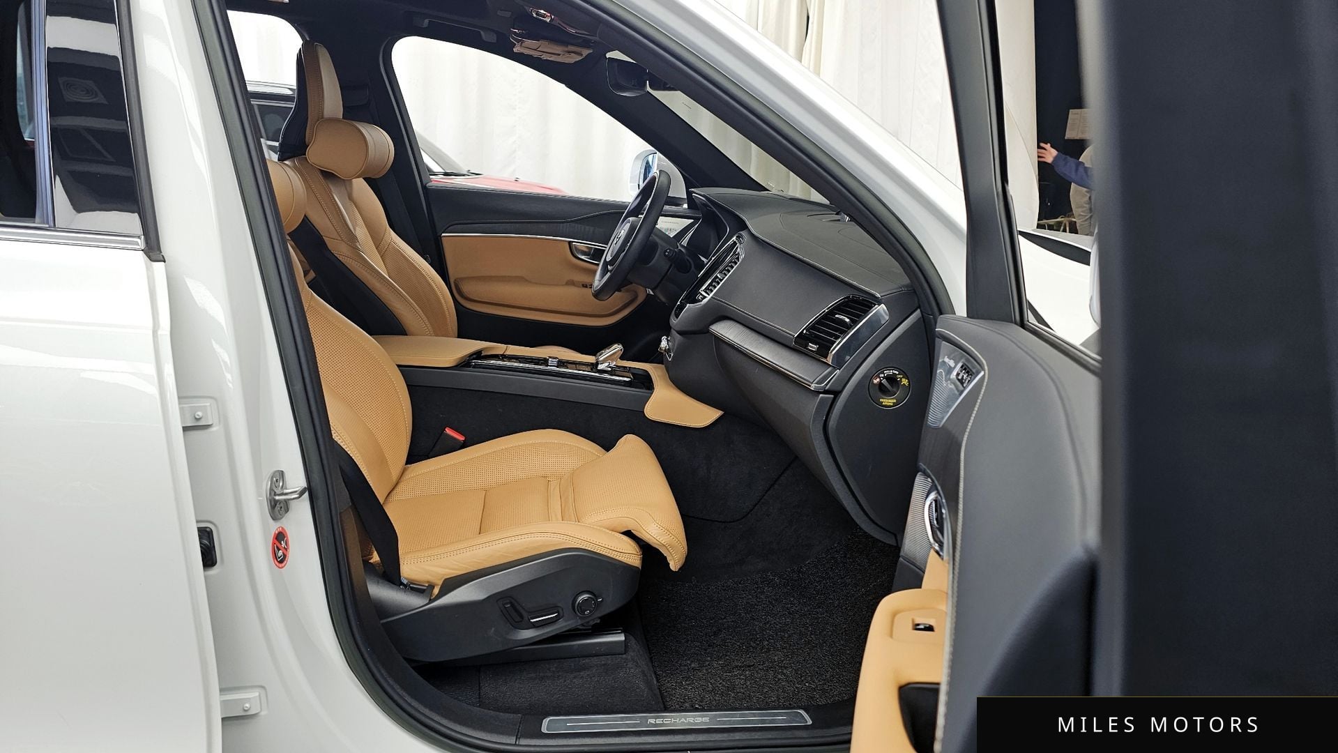 Volvo XC90 2022 — миниатюра 11