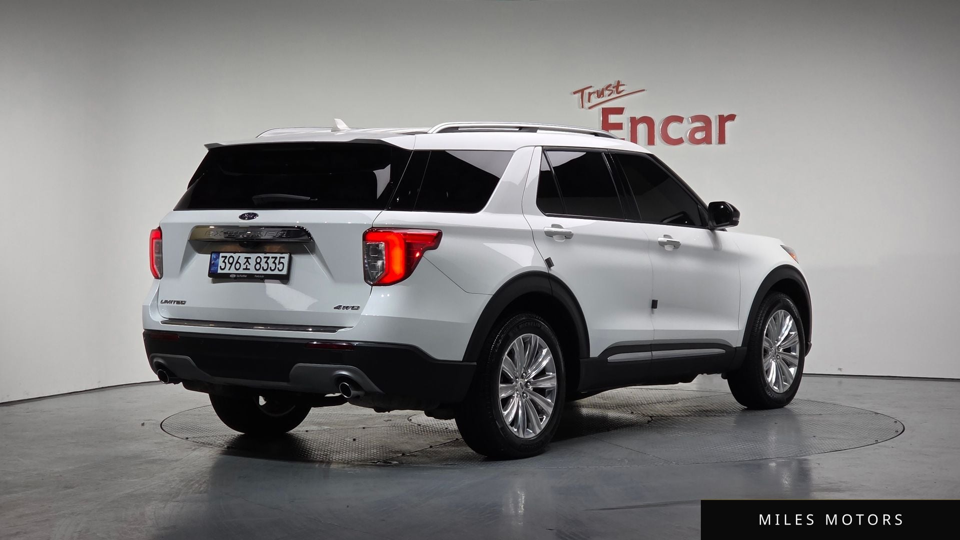 Ford Explorer 2023 — миниатюра 2