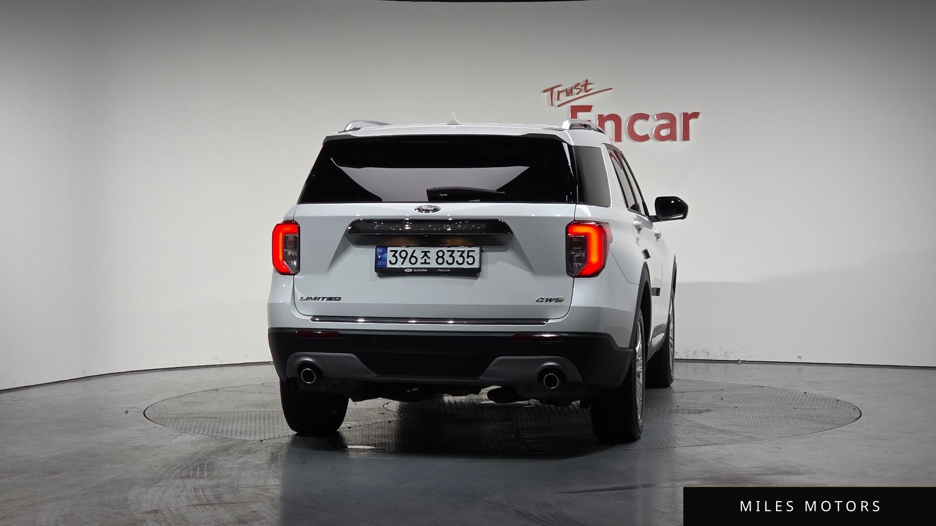 Ford Explorer 2023 — миниатюра 4