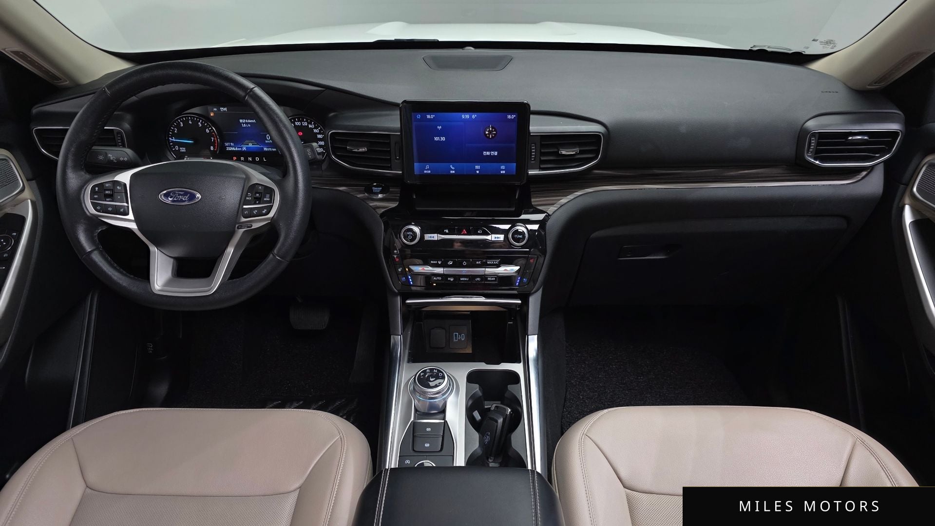 Ford Explorer 2023 — миниатюра 7