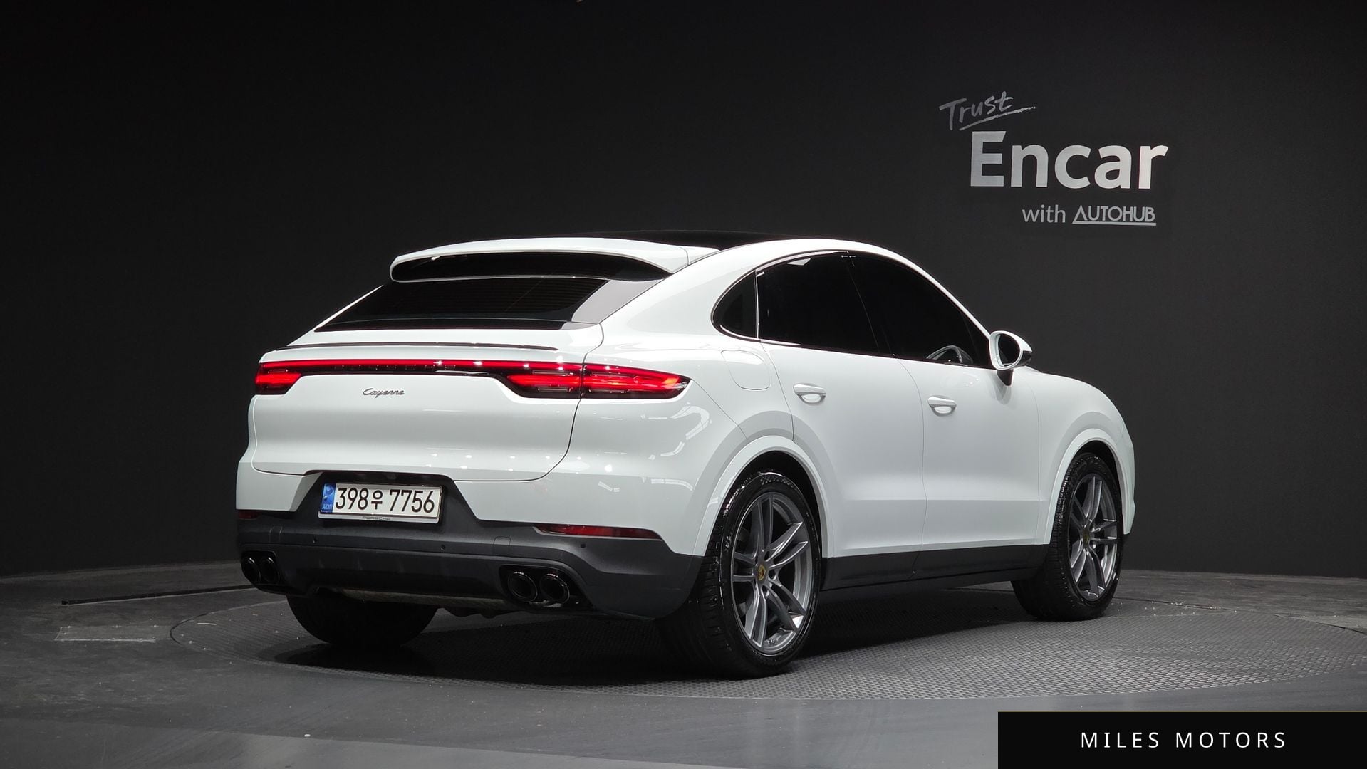 Porsche Cayenne 2021 — миниатюра 2