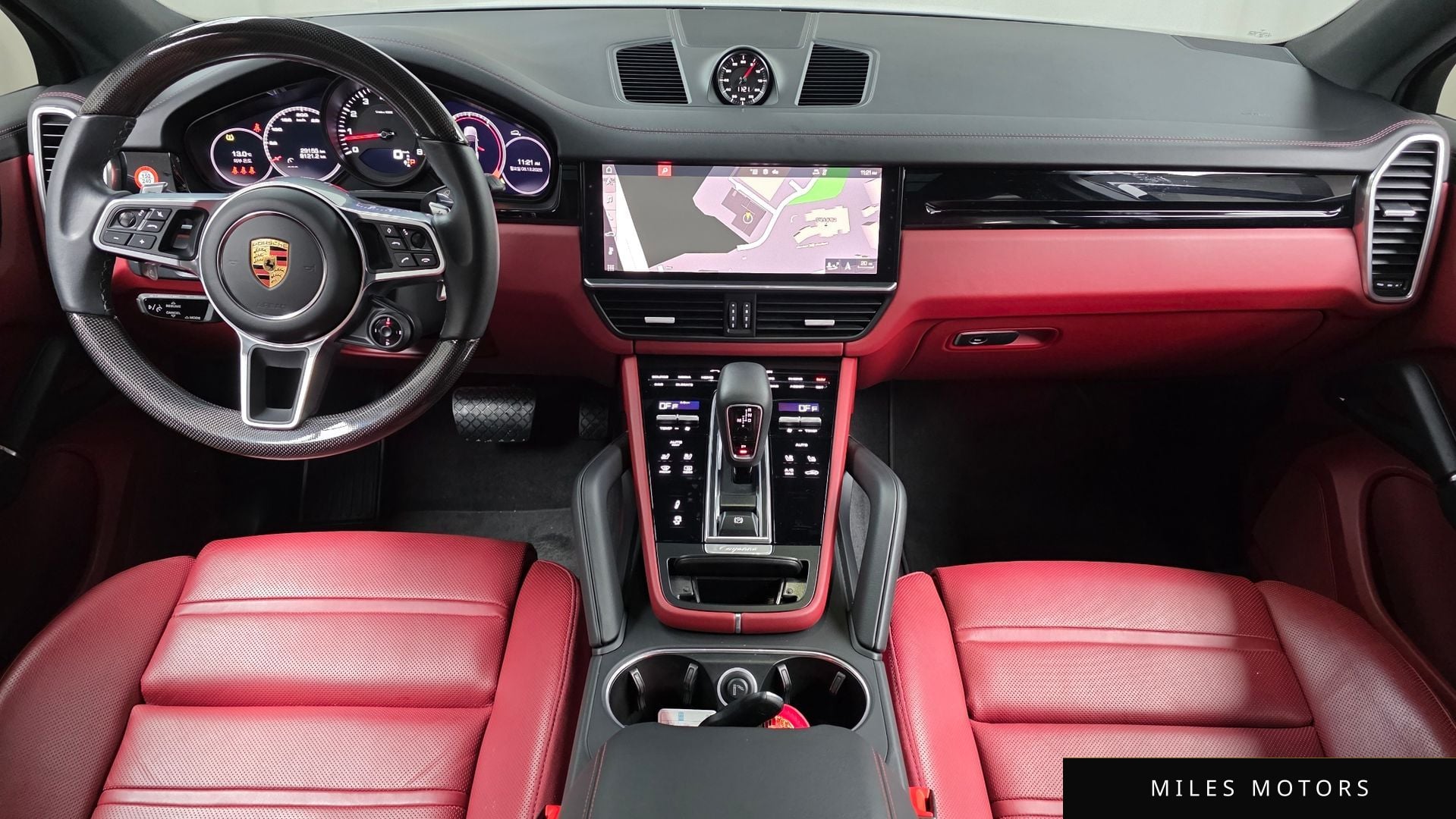 Porsche Cayenne 2021 — миниатюра 7