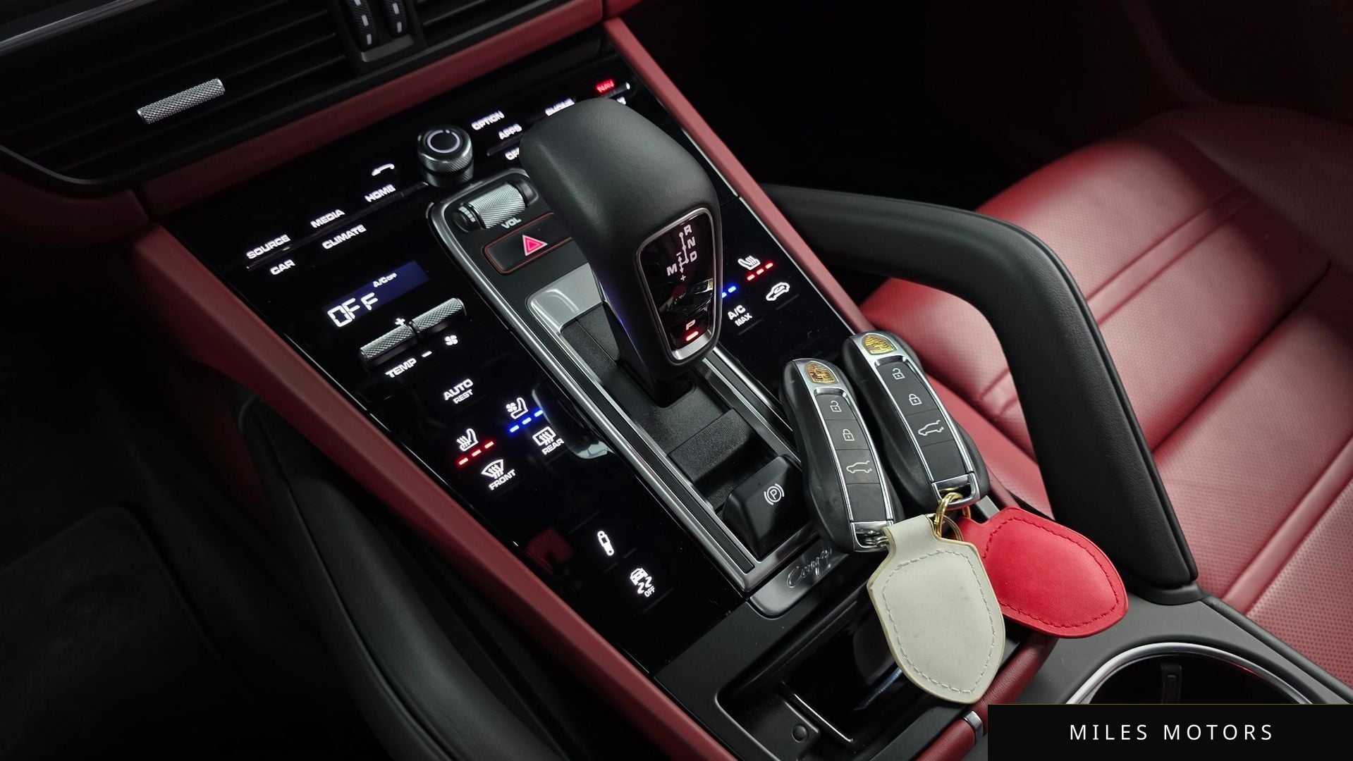 Porsche Cayenne 2021 — миниатюра 9