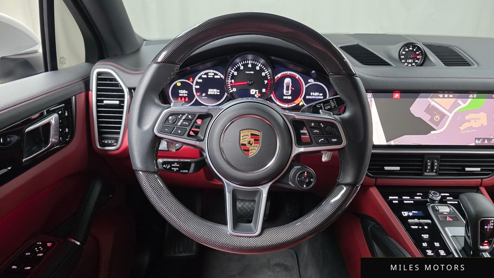Porsche Cayenne 2021 — миниатюра 13