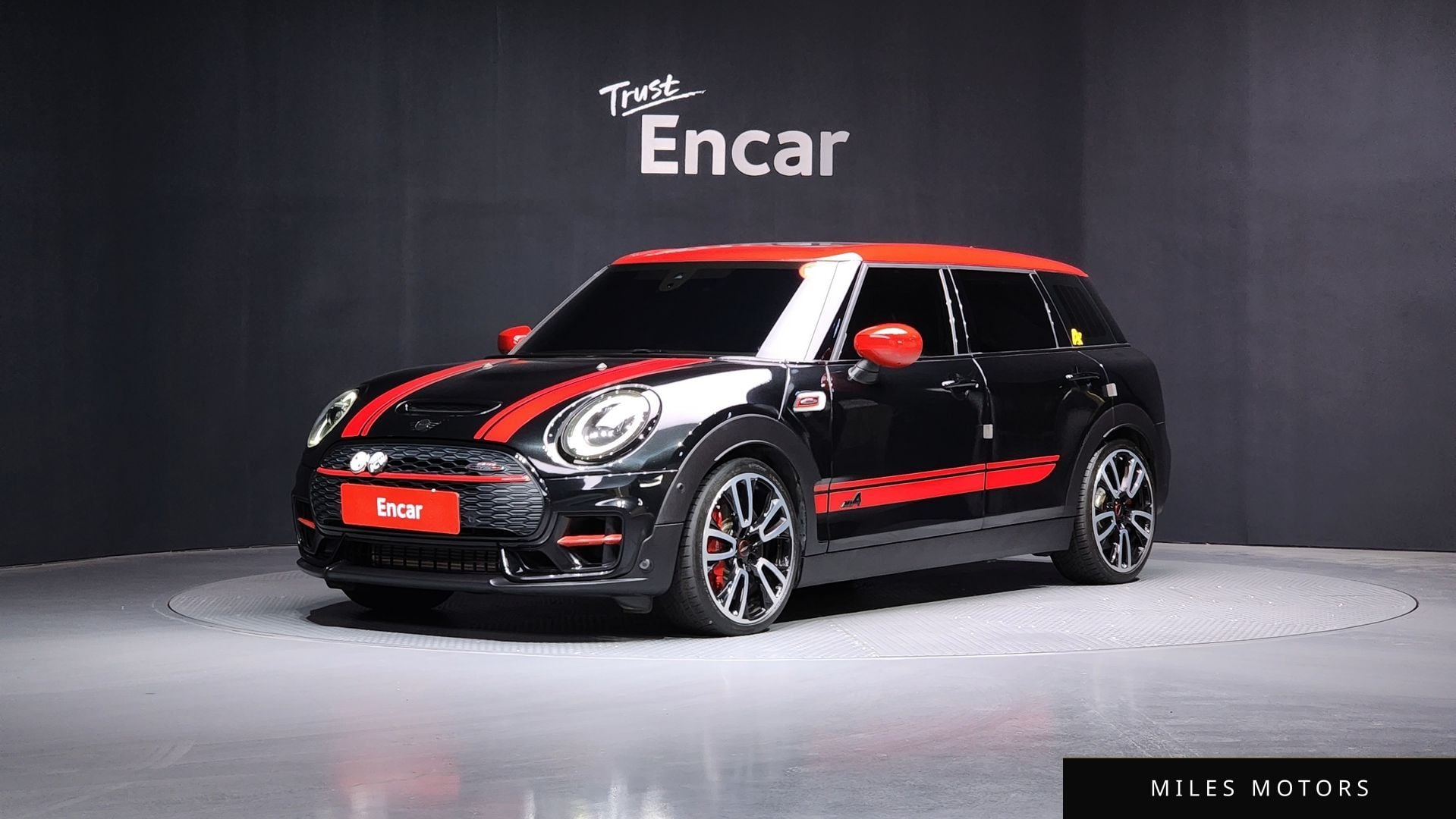 MINI Clubman 2023 — фото 1 из 12