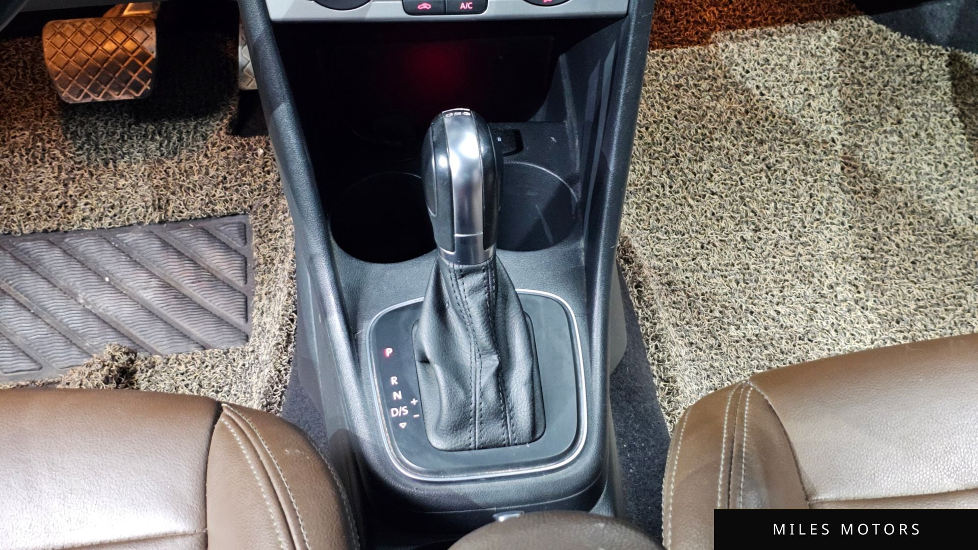 Volkswagen Polo 2015 — миниатюра 9