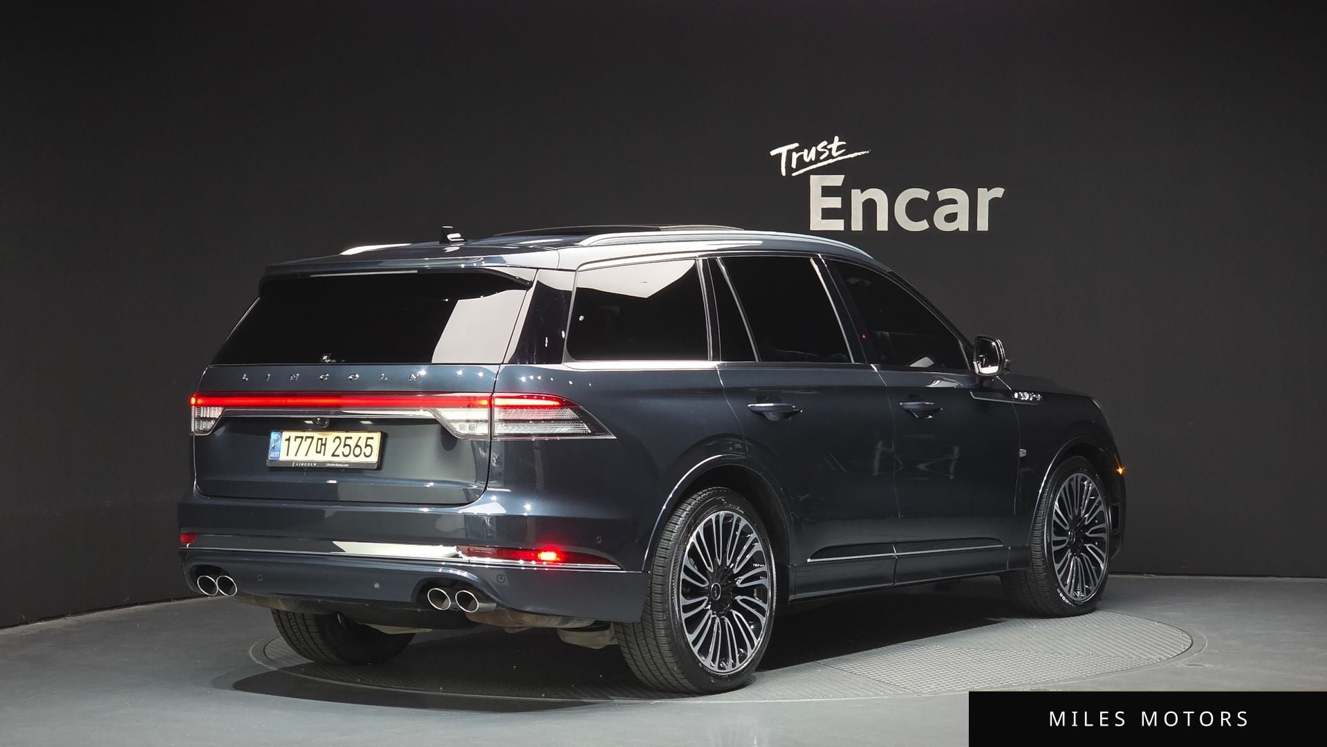 Lincoln Aviator 2021 — миниатюра 2