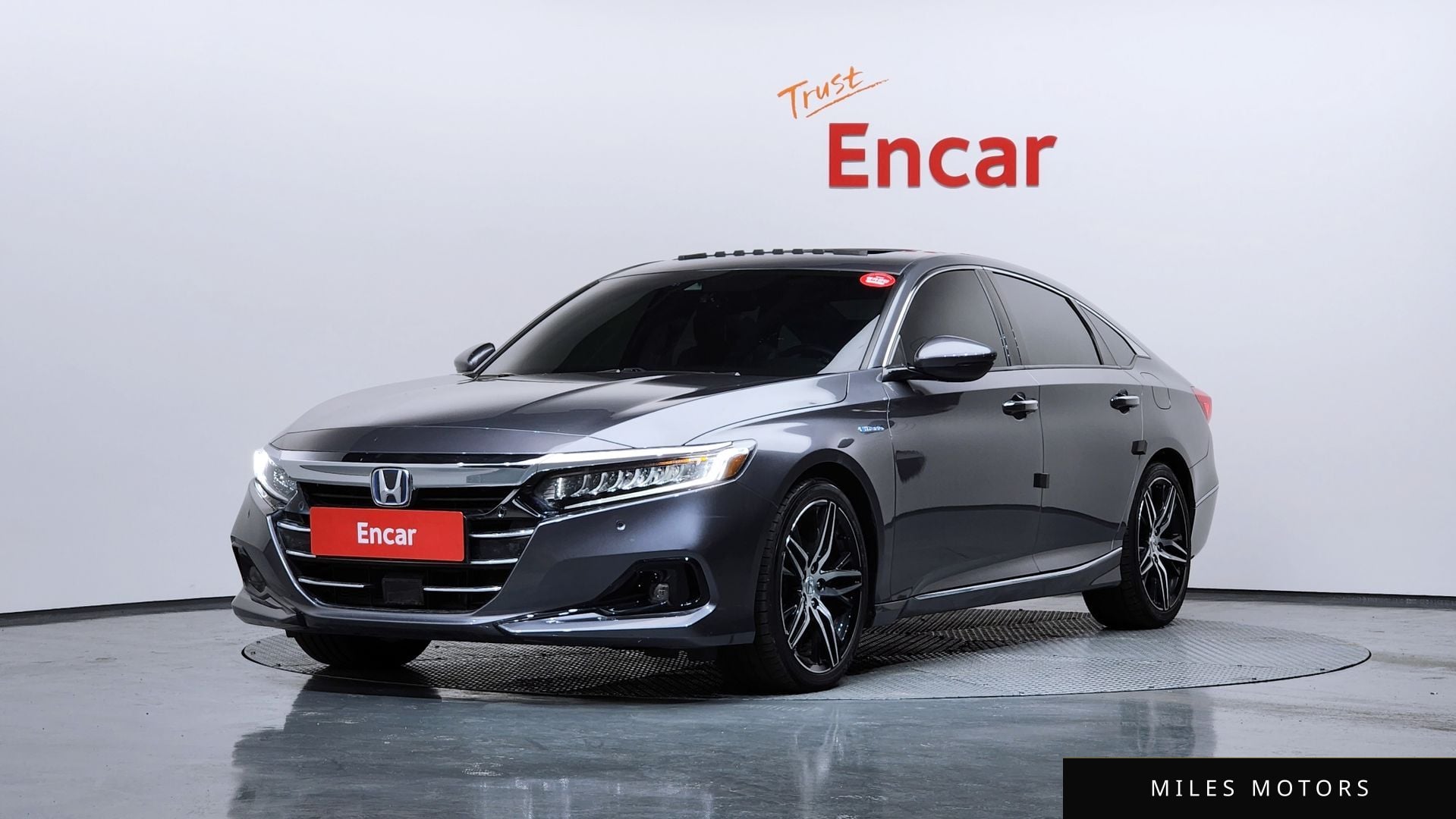 Honda Accord 2021 — фото 1 из 12