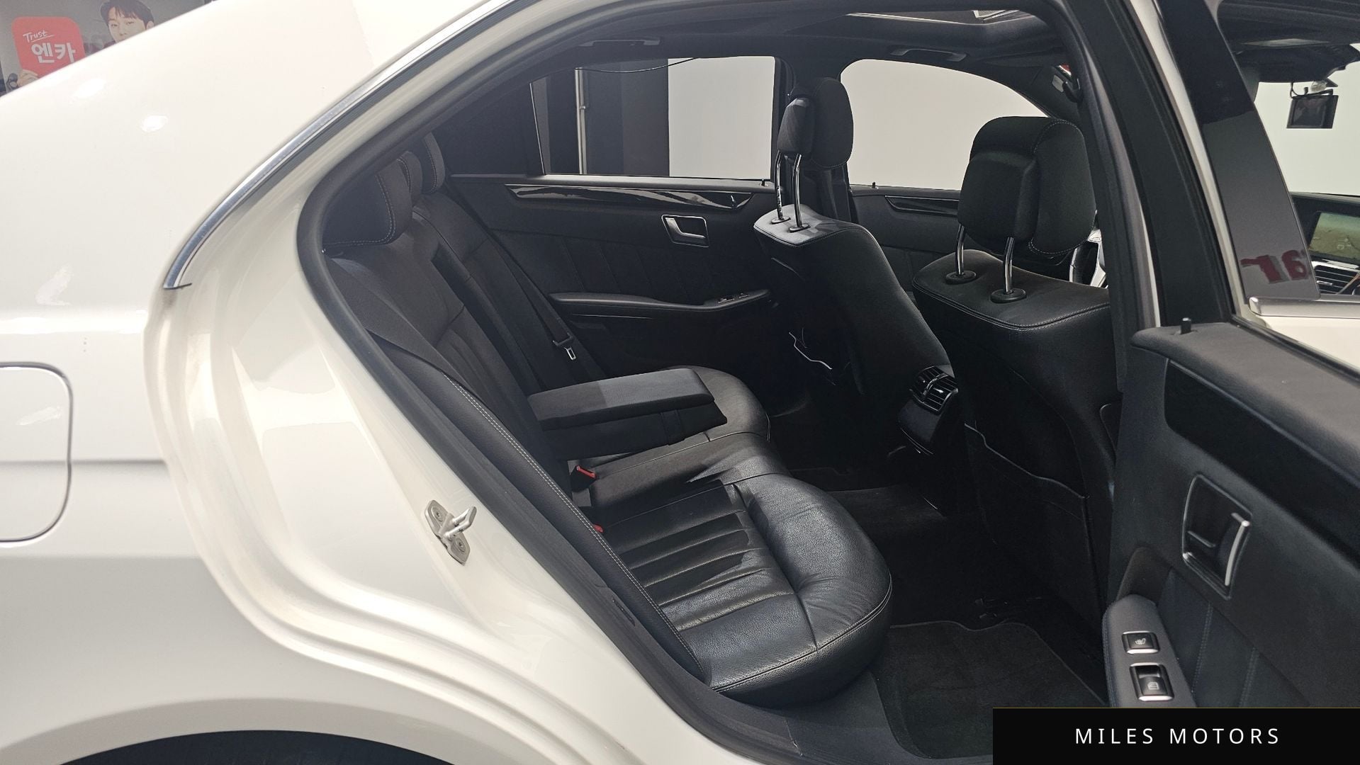 Mercedes-Benz E-Class W212 2014 — миниатюра 12
