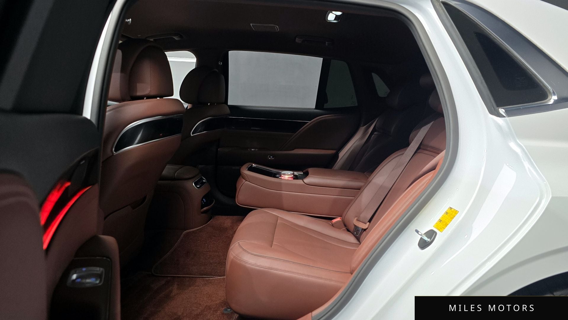 Genesis G90 (RS4) 2023 — миниатюра 12
