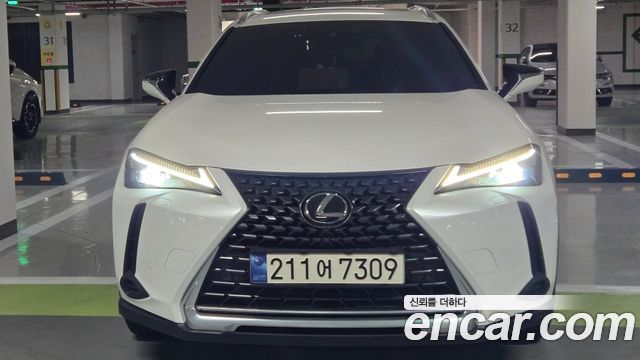 Лексус UX250h 2024 — миниатюра 3