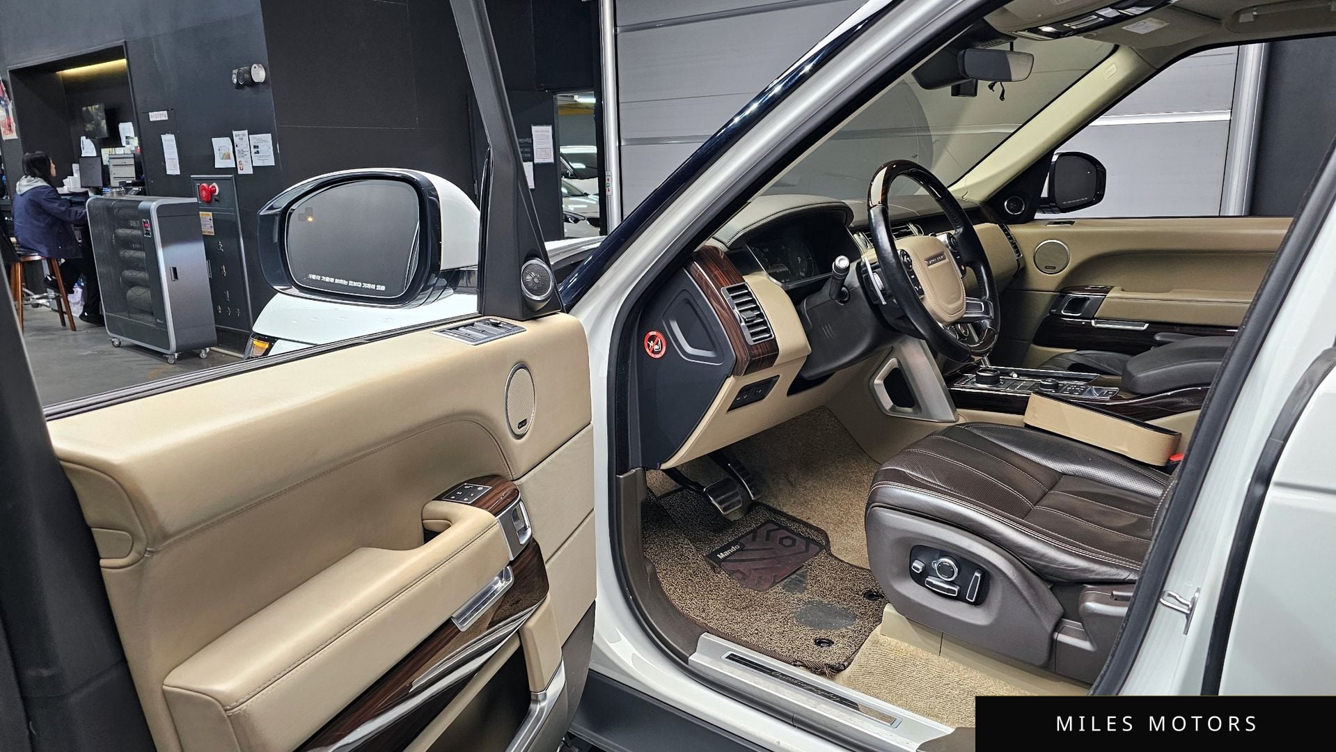 Land Rover Range Rover 2017 — миниатюра 10