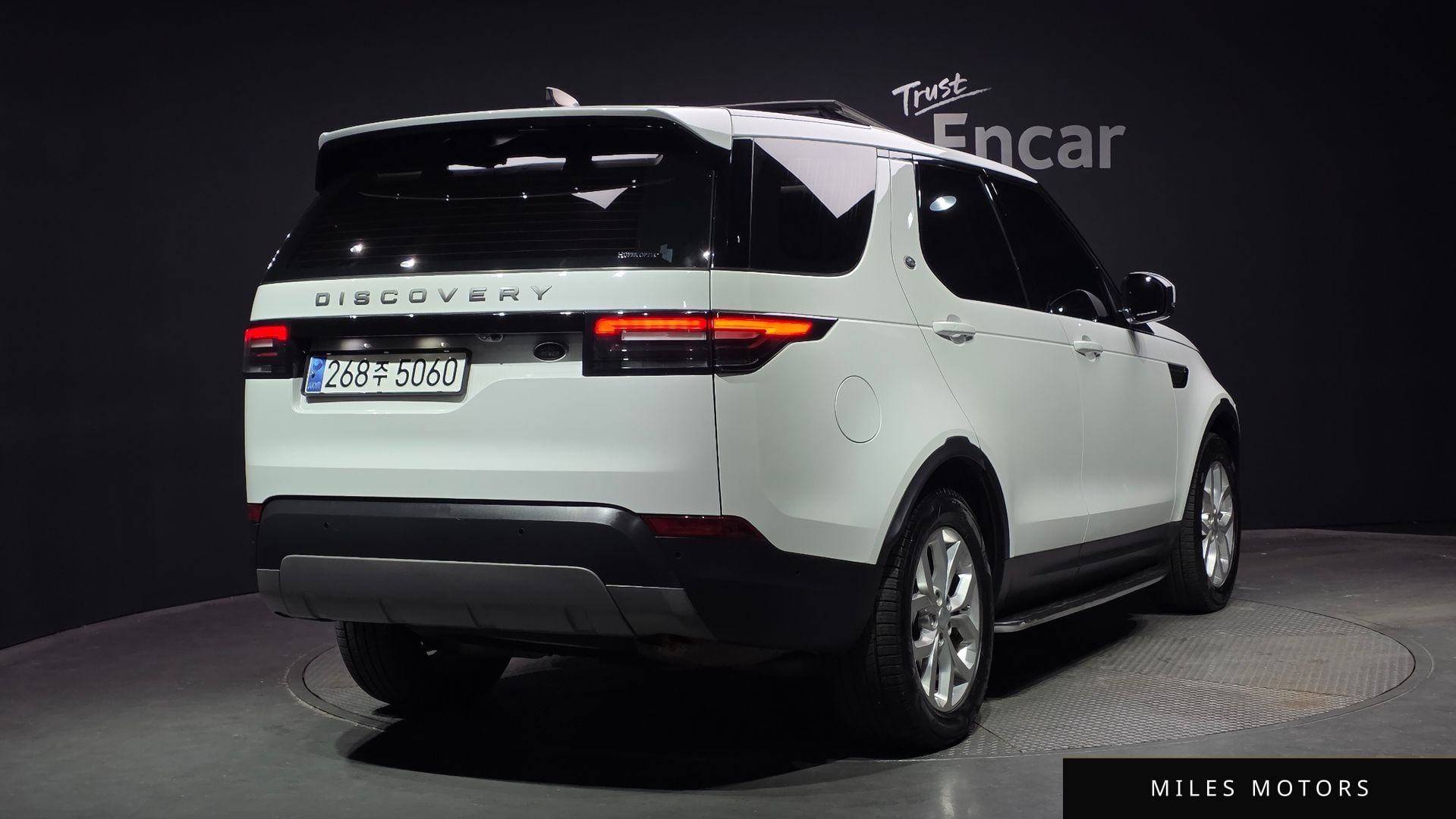Land Rover 디스커버리 5 2019 — миниатюра 2