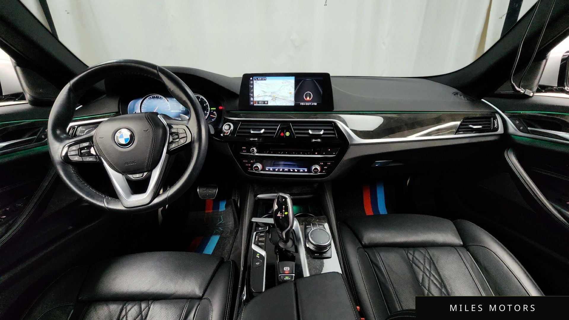 BMW 5 Series (G30) 2018 — миниатюра 7