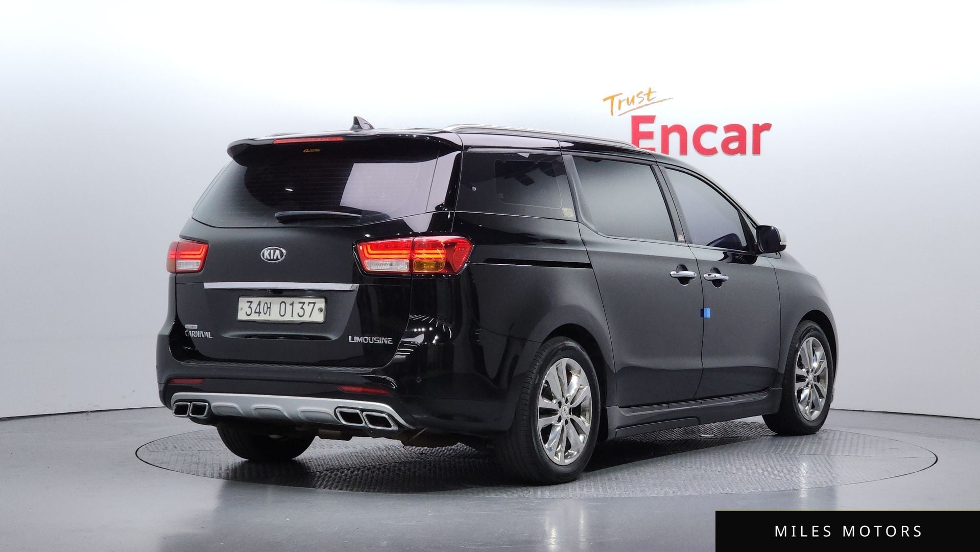 Kia Canival 2016 — миниатюра 2
