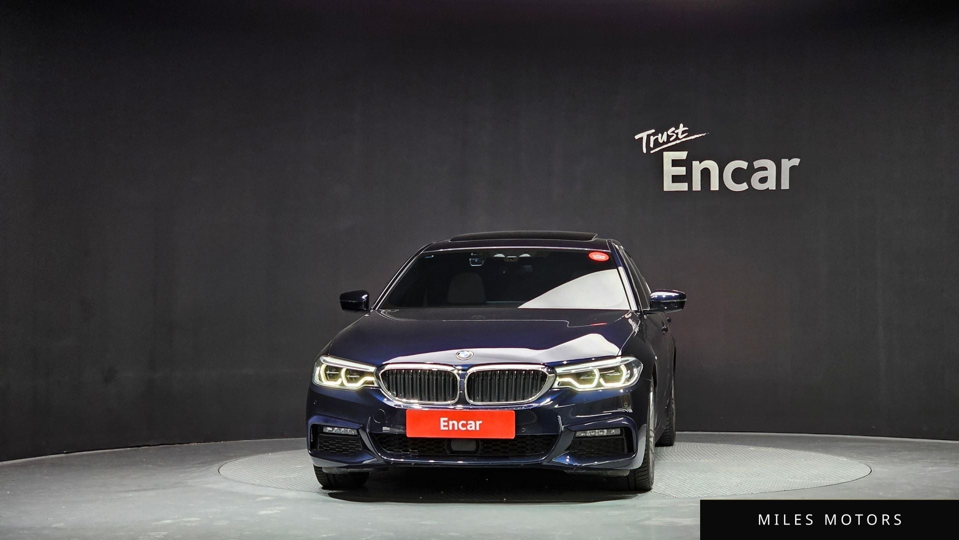 BMW 5 Series (G30) 2020 — миниатюра 3