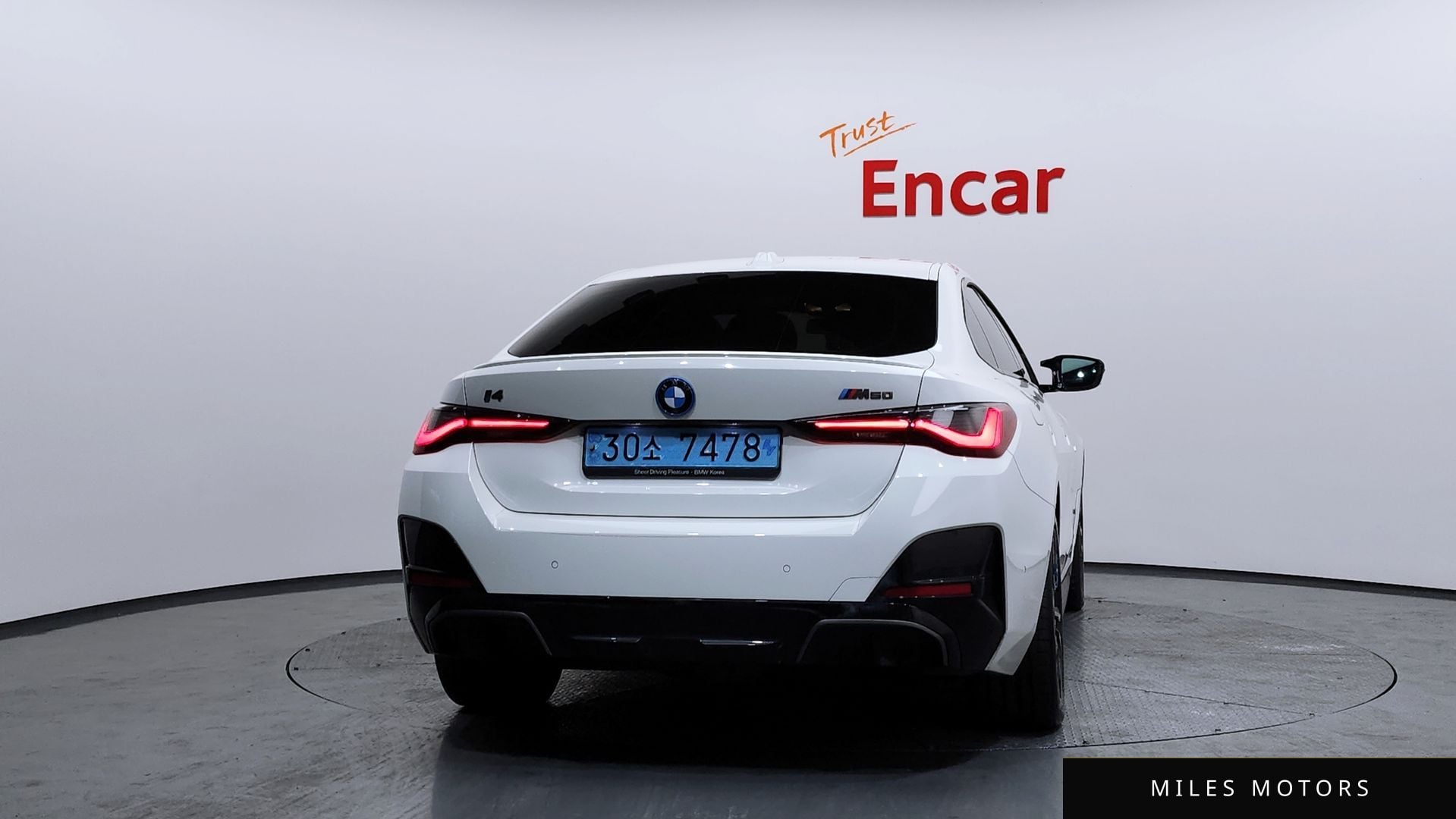 BMW i4 2024 — миниатюра 4
