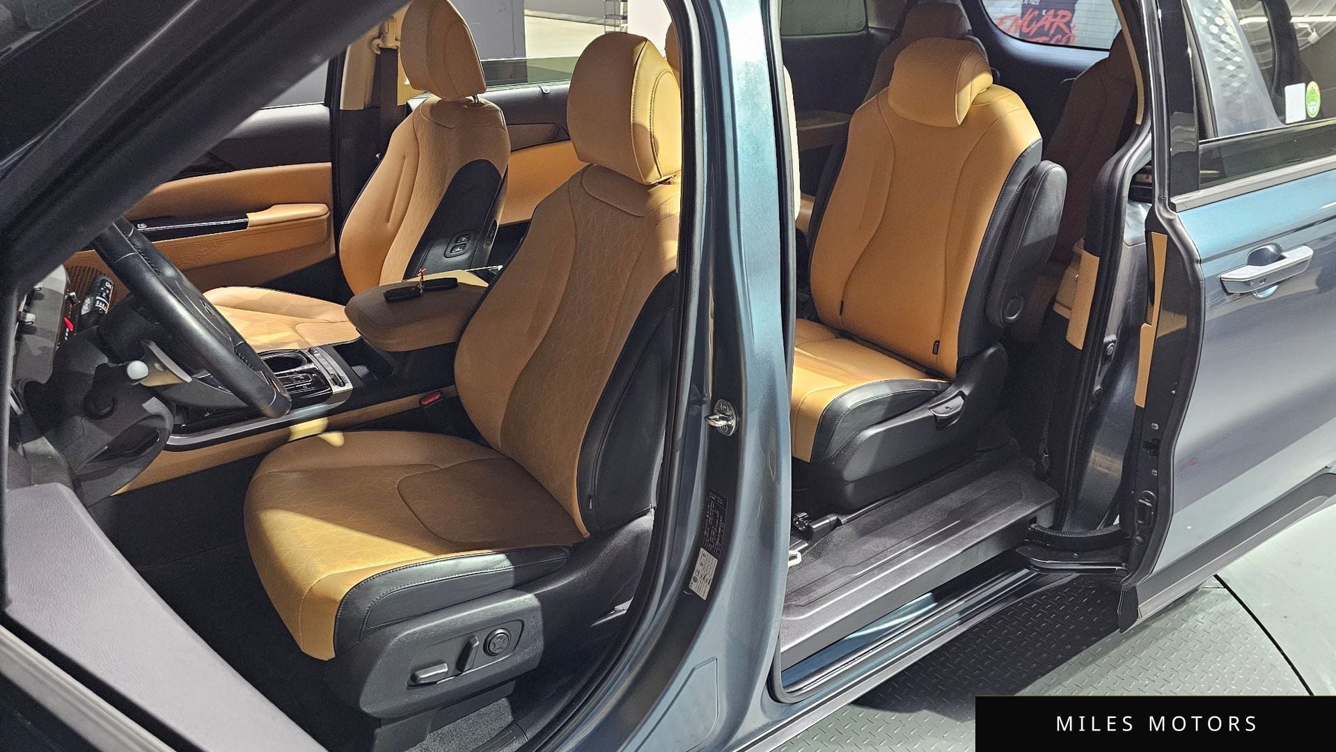 Kia Carnival 2021 — миниатюра 12