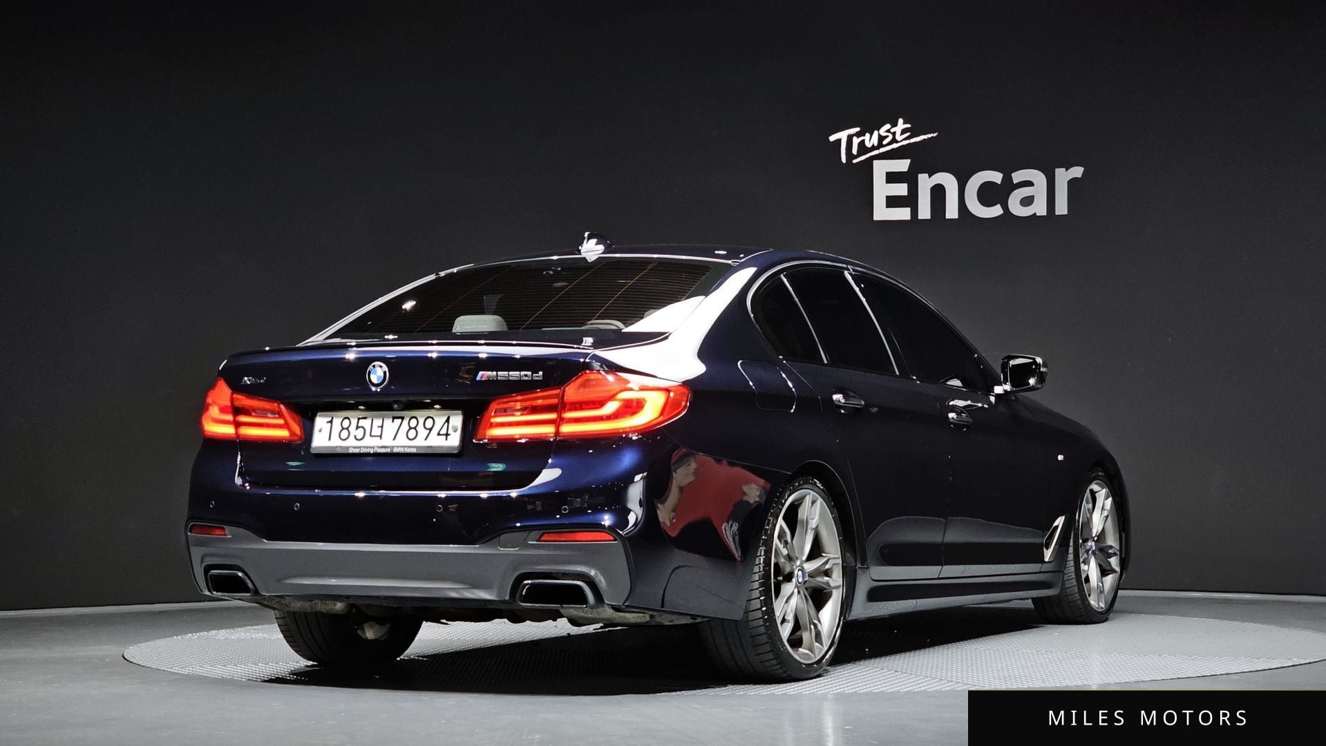 BMW 5 Series (G30) 2018 — миниатюра 2