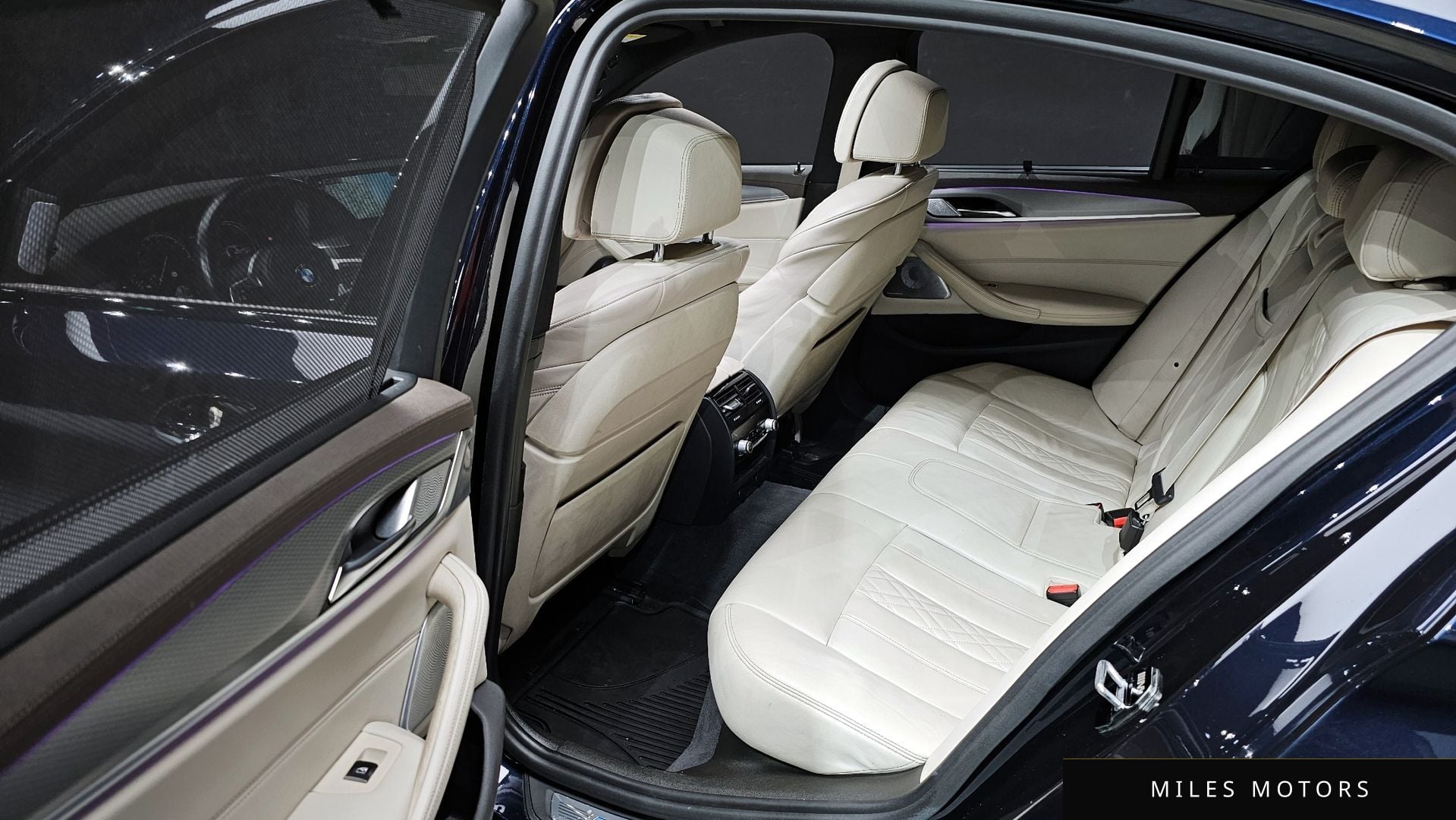 BMW 5 Series (G30) 2018 — миниатюра 12