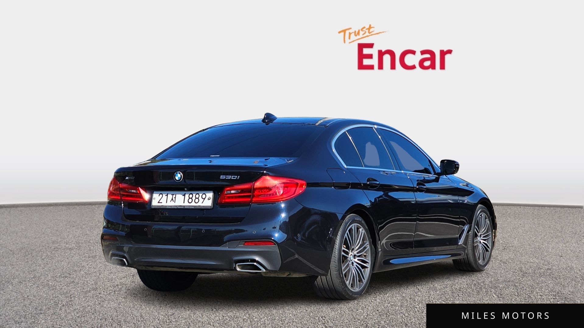 BMW 5 Series (G30) 2019 — миниатюра 2