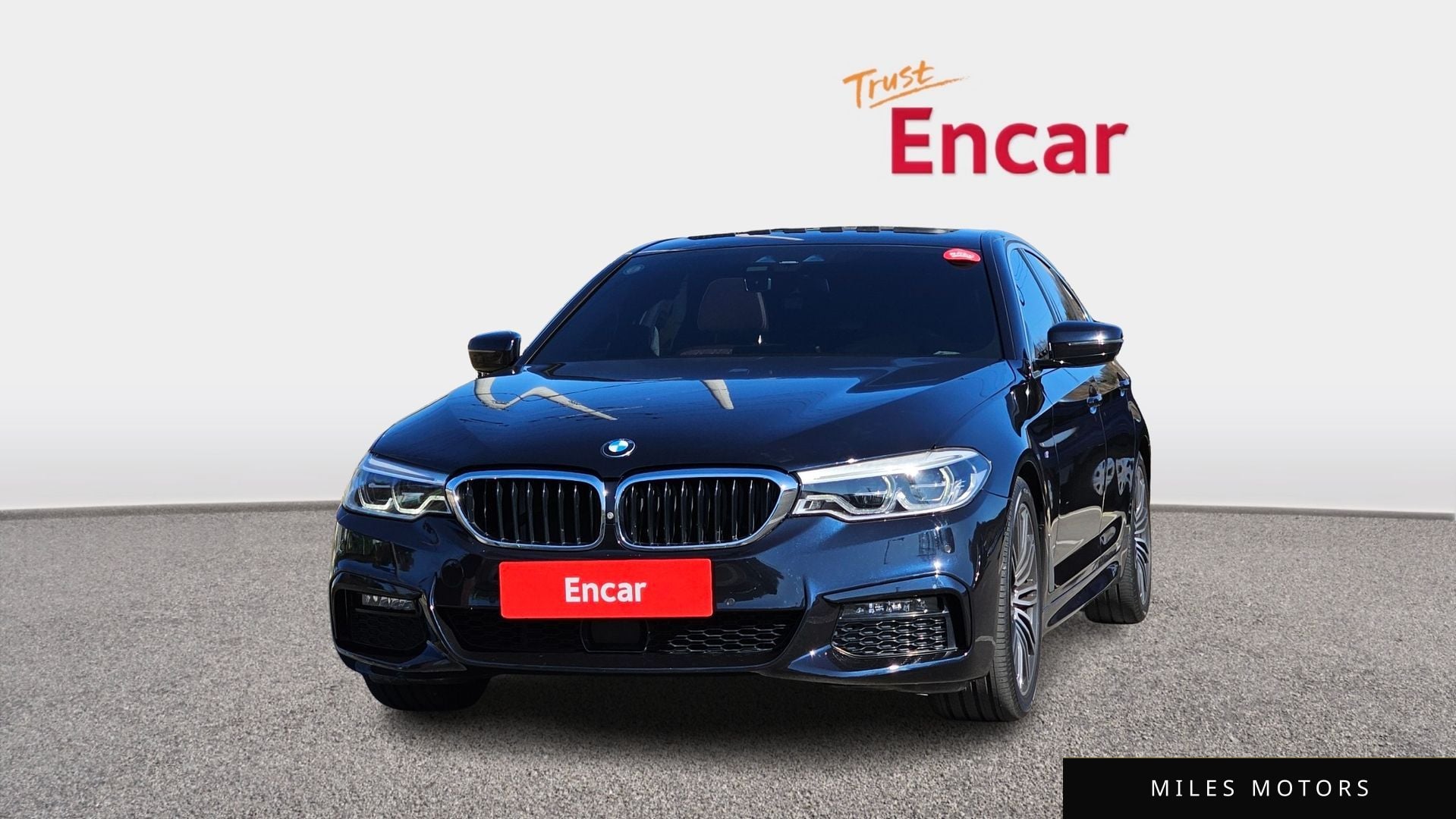 BMW 5 Series (G30) 2019 — миниатюра 3