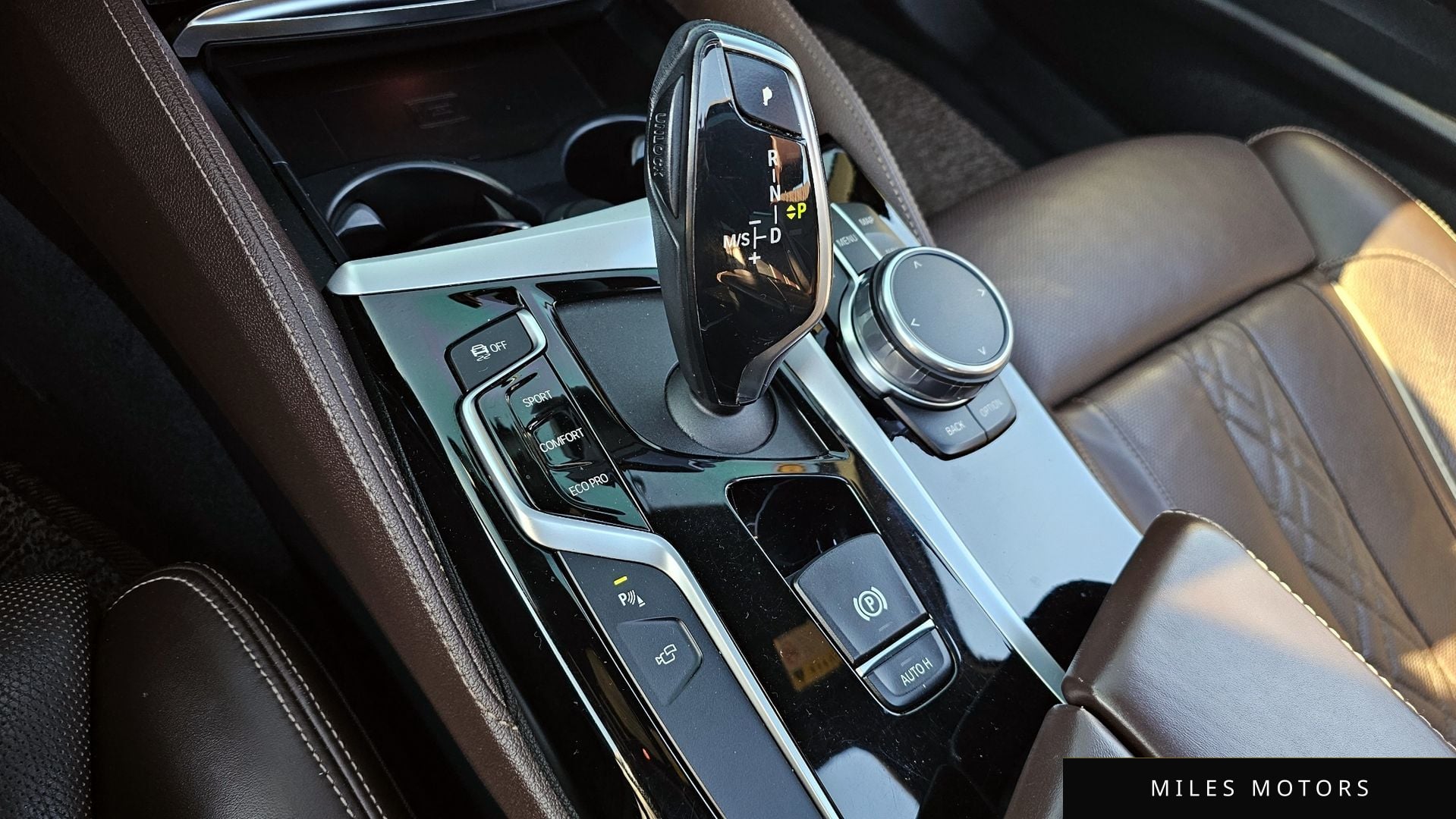 BMW 5 Series (G30) 2019 — миниатюра 9