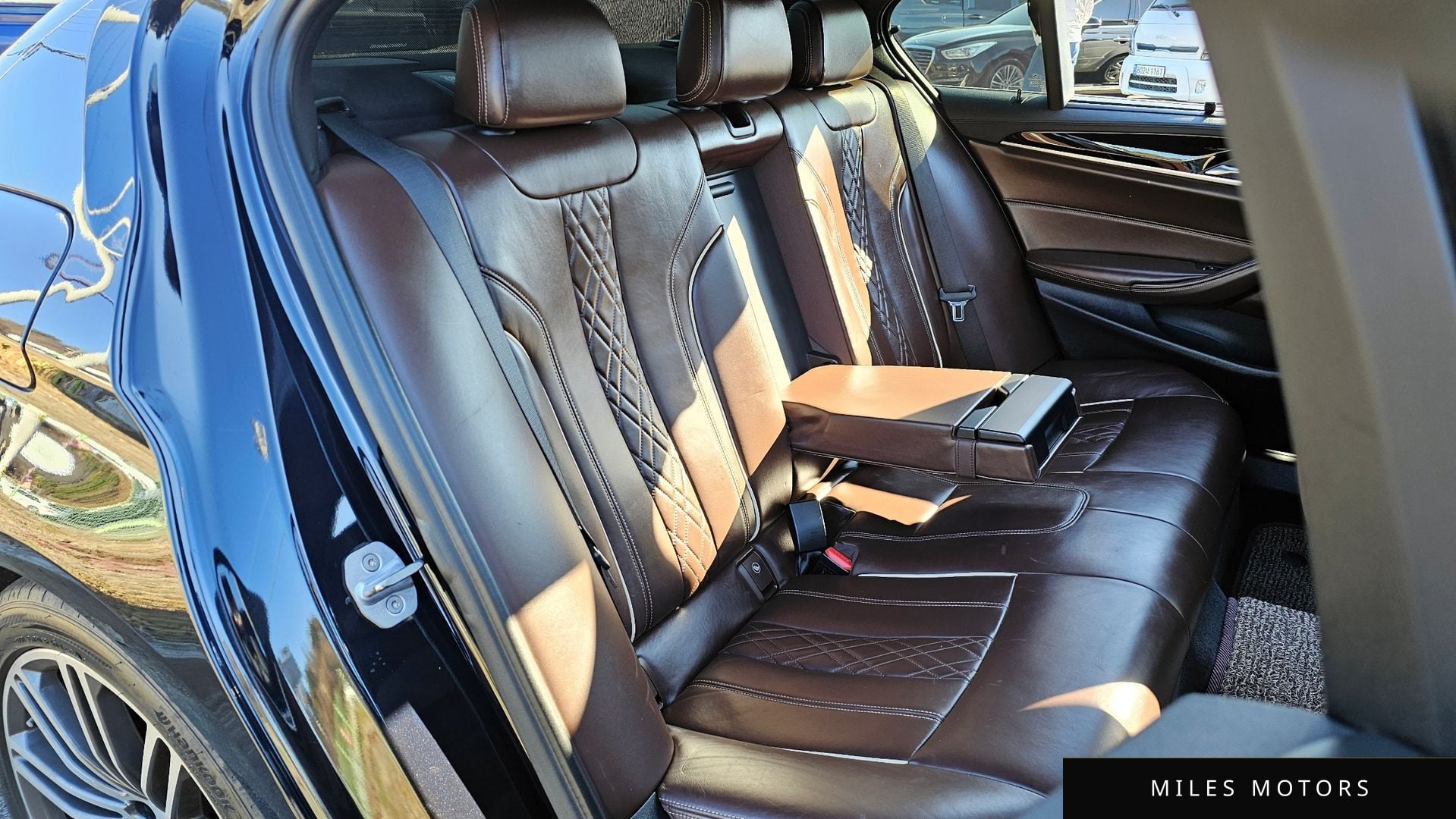 BMW 5 Series (G30) 2019 — миниатюра 12