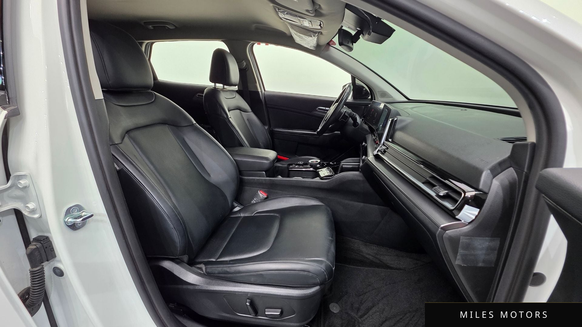 Kia Sportage 2023 — миниатюра 10