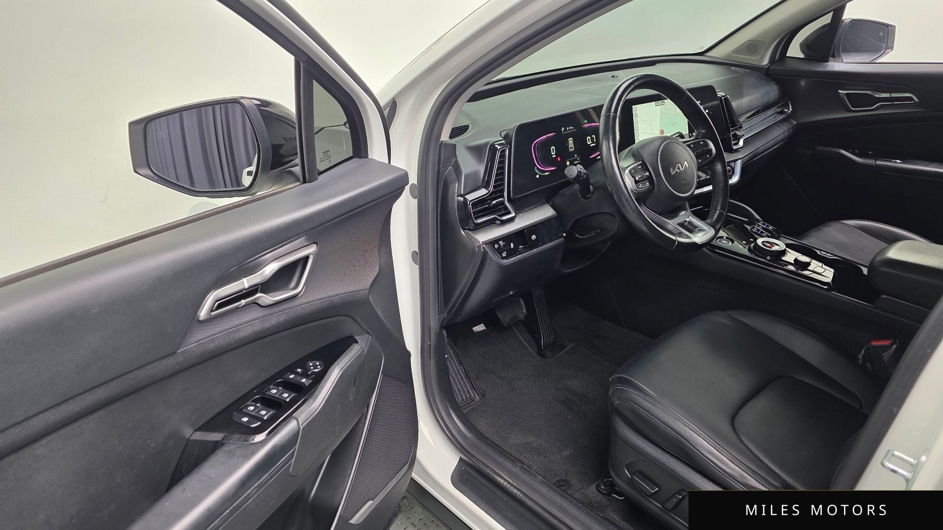 Kia Sportage 2023 — миниатюра 11
