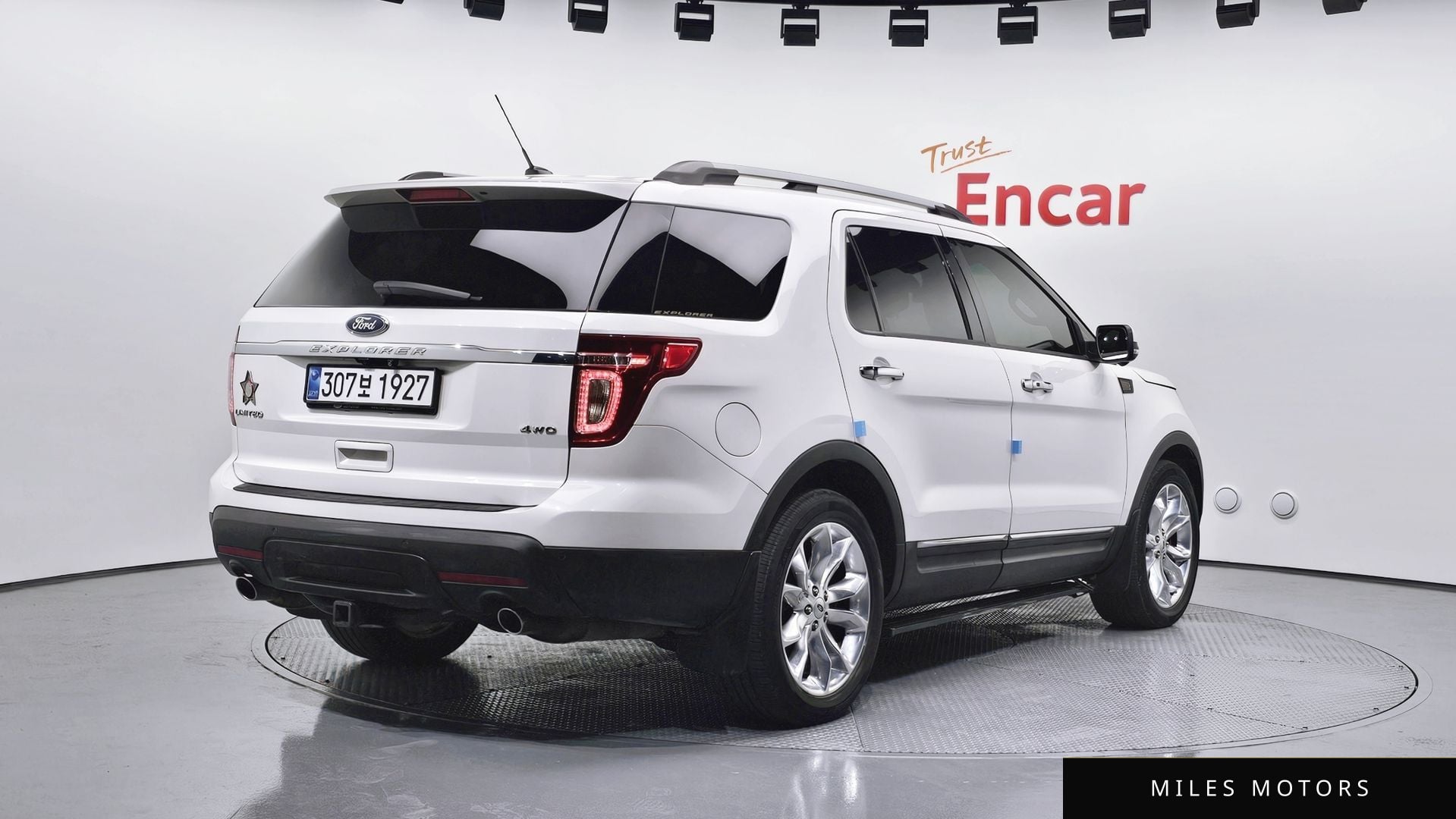 Ford Explorer 2014 — миниатюра 2