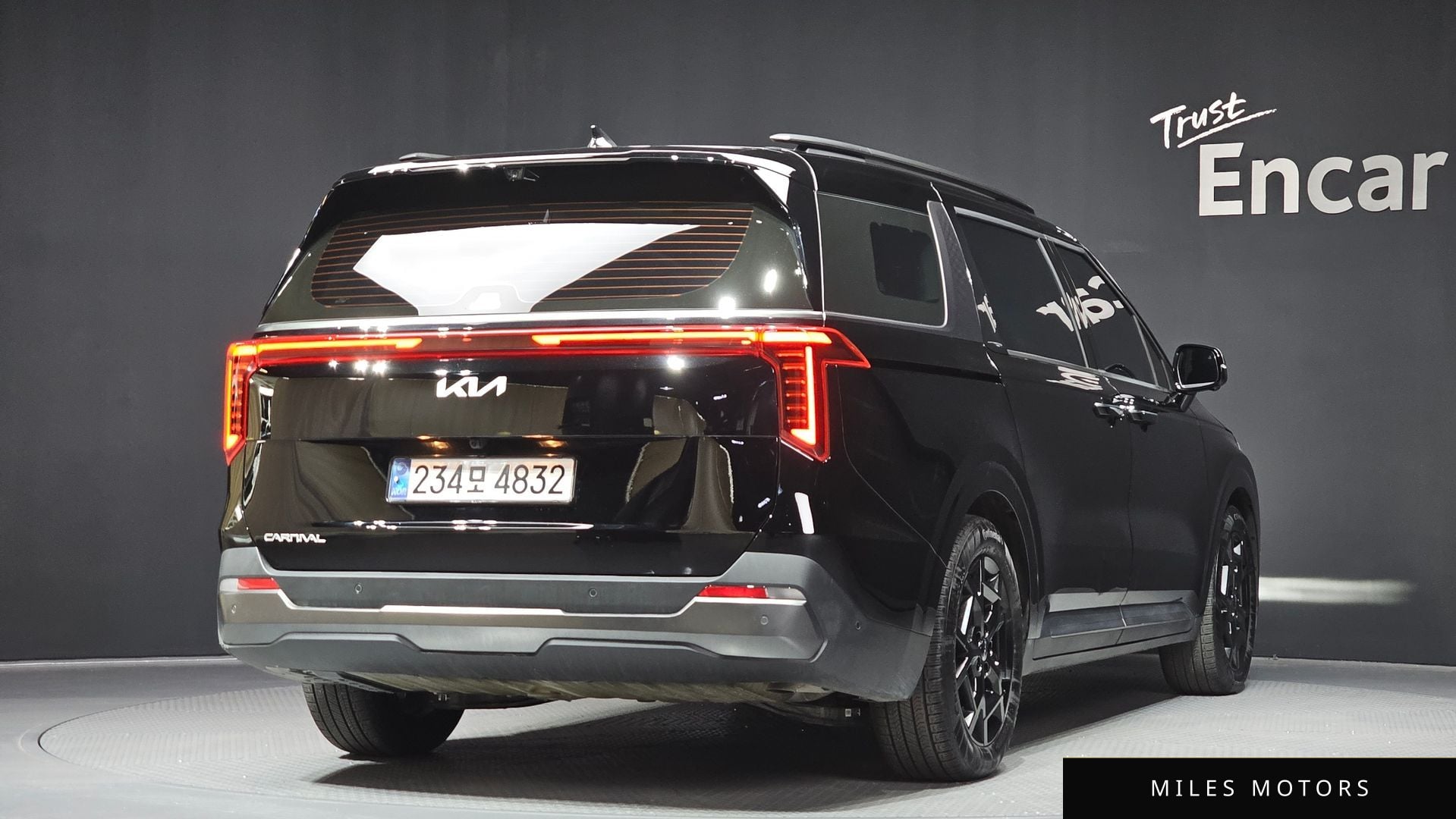 Kia Canival 2025 — миниатюра 2